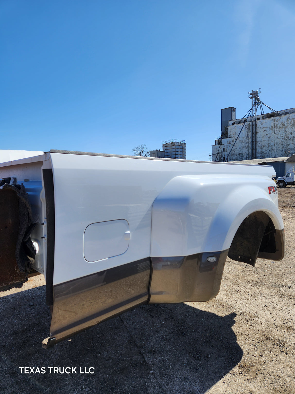 2017-2022 Ford Super Duty F350 F450 F550 8' Dually Bed