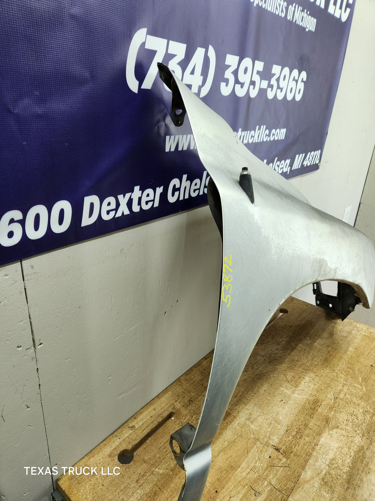 2003-2005 Dodge Ram 3rd Gen 1500 2500 3500 RH Passenger Side Fender