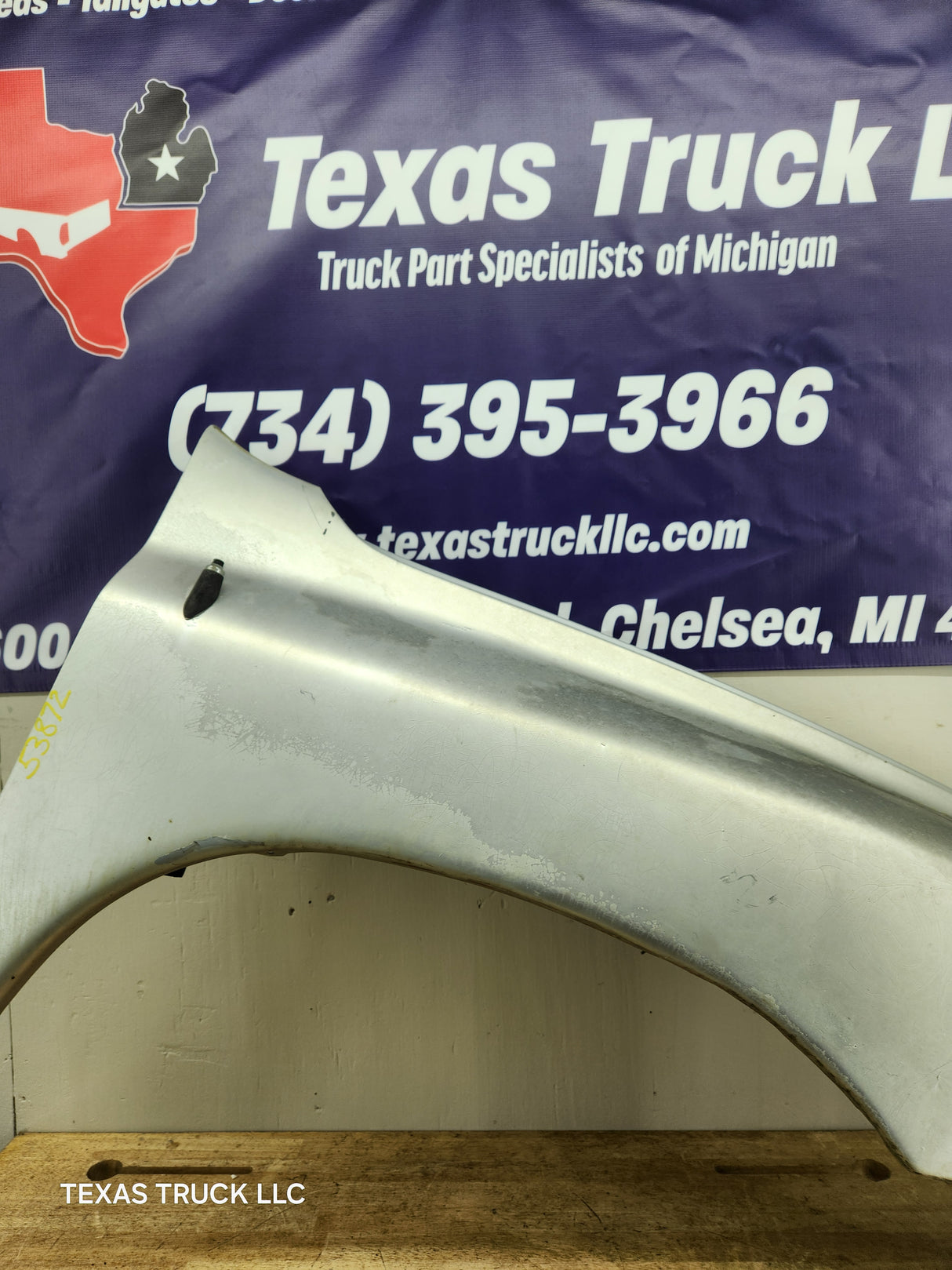 2003-2005 Dodge Ram 3rd Gen 1500 2500 3500 RH Passenger Side Fender