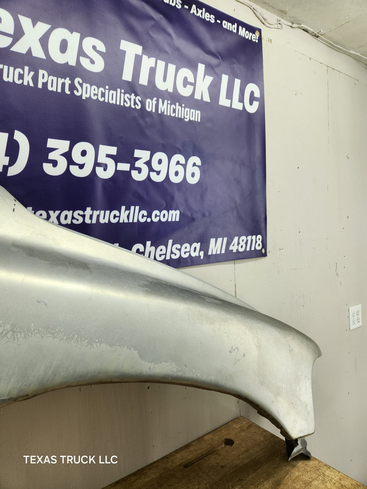 2003-2005 Dodge Ram 3rd Gen 1500 2500 3500 RH Passenger Side Fender