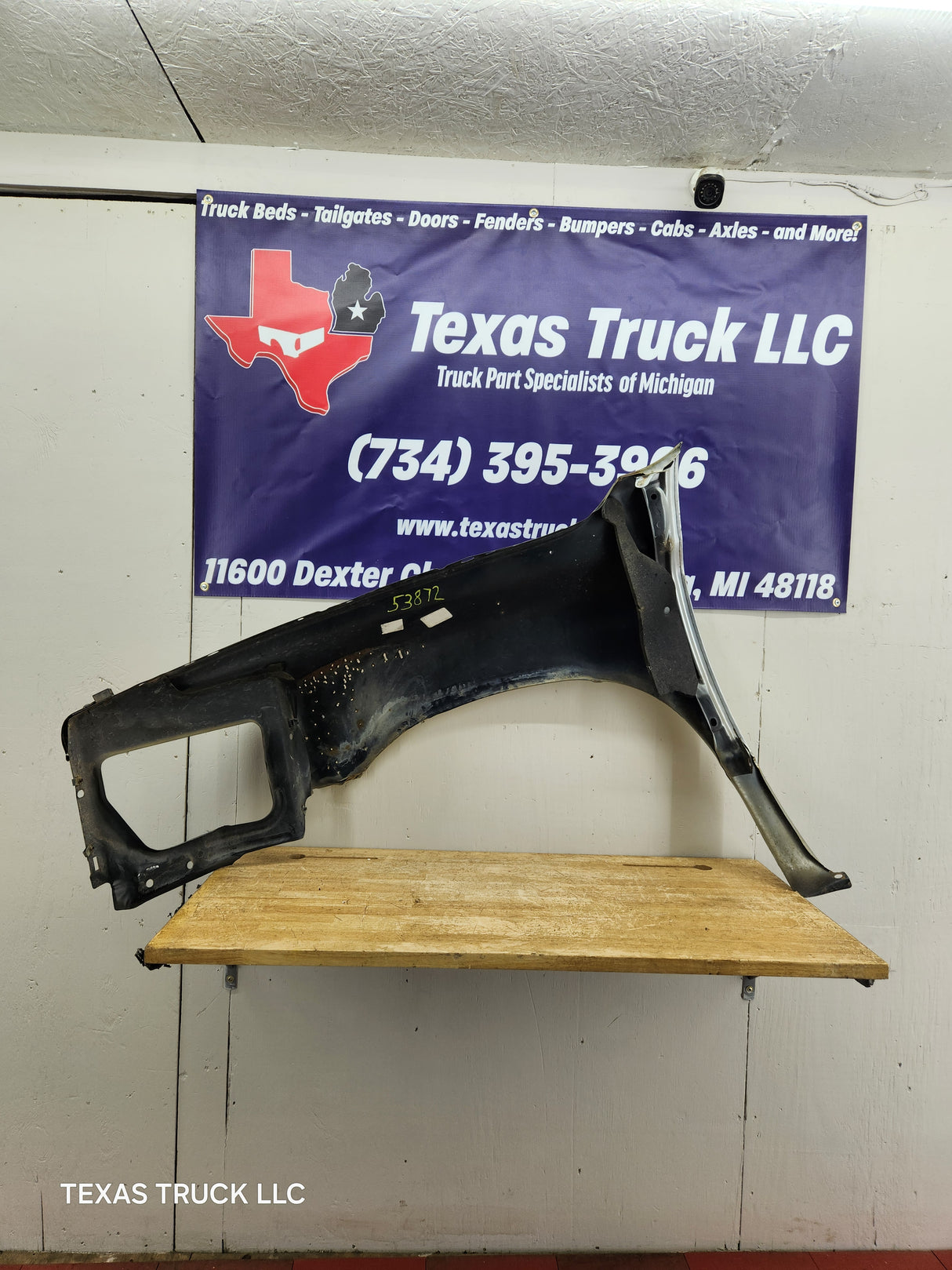 2003-2005 Dodge Ram 3rd Gen 1500 2500 3500 RH Passenger Side Fender