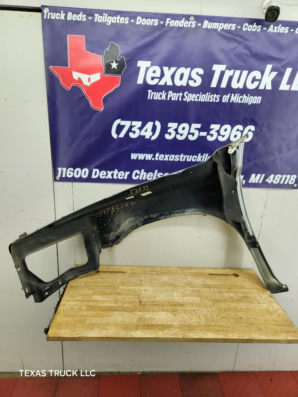 2003-2005 Dodge Ram 3rd Gen 1500 2500 3500 RH Passenger Side Fender