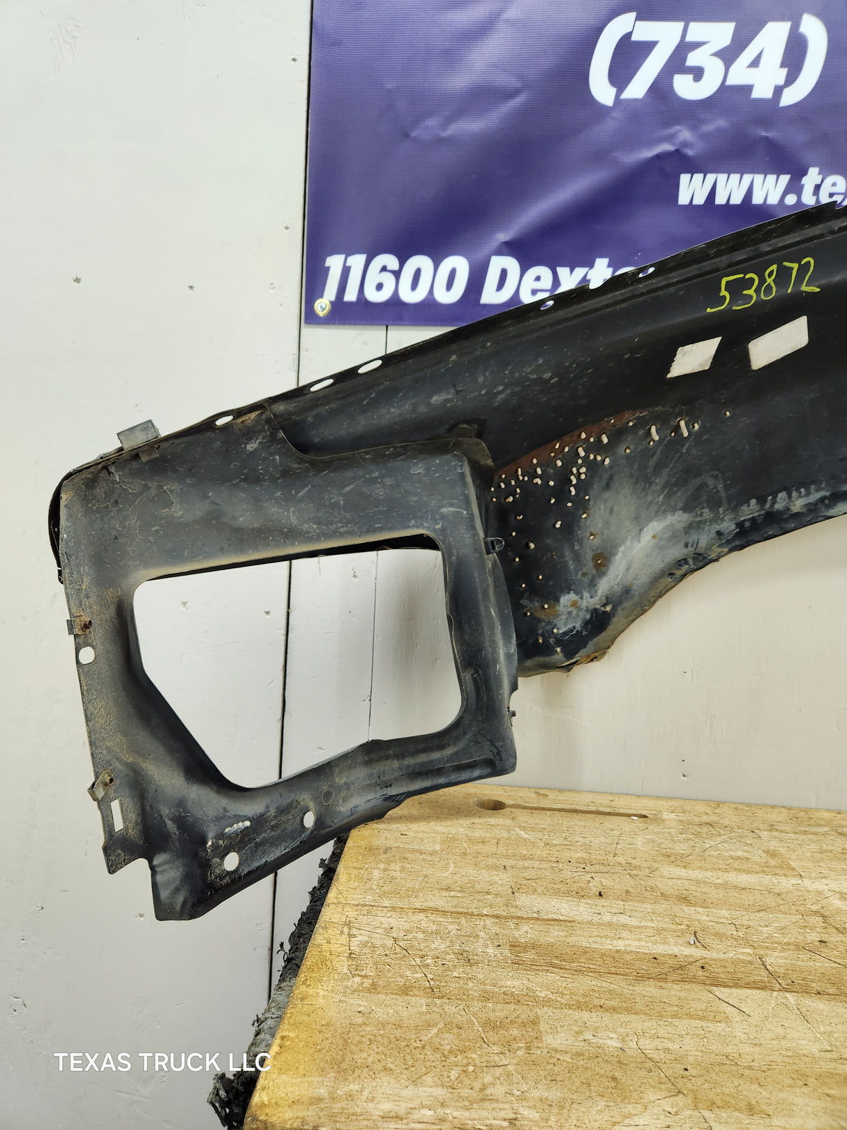 2003-2005 Dodge Ram 3rd Gen 1500 2500 3500 RH Passenger Side Fender