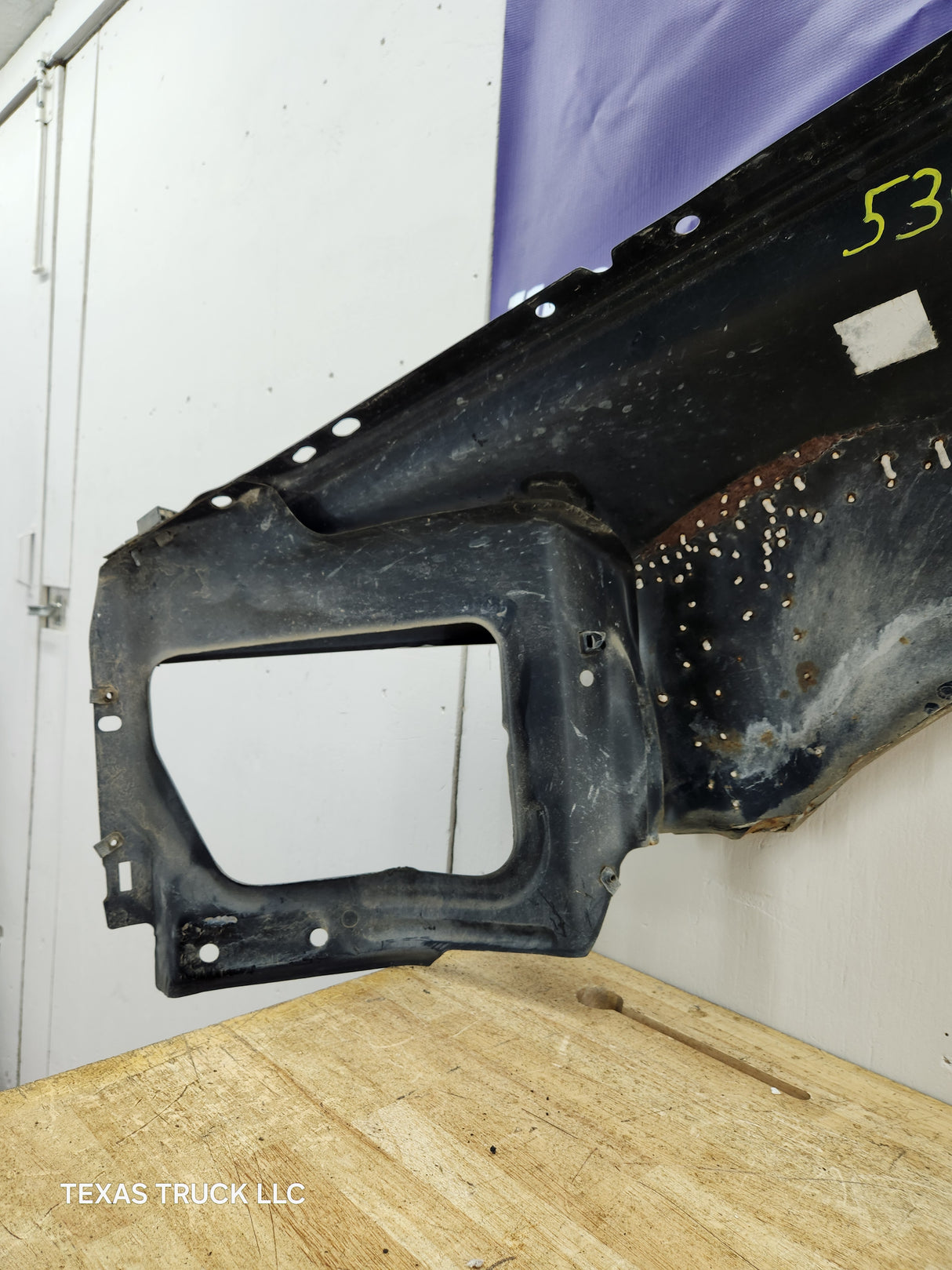 2003-2005 Dodge Ram 3rd Gen 1500 2500 3500 RH Passenger Side Fender