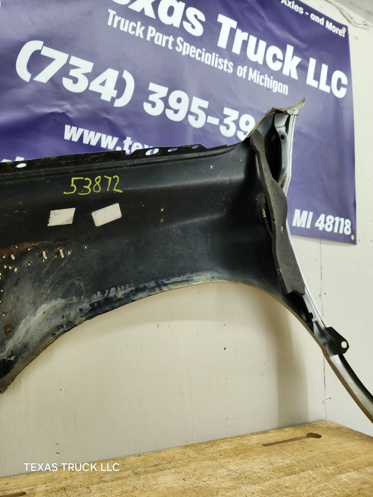 2003-2005 Dodge Ram 3rd Gen 1500 2500 3500 RH Passenger Side Fender