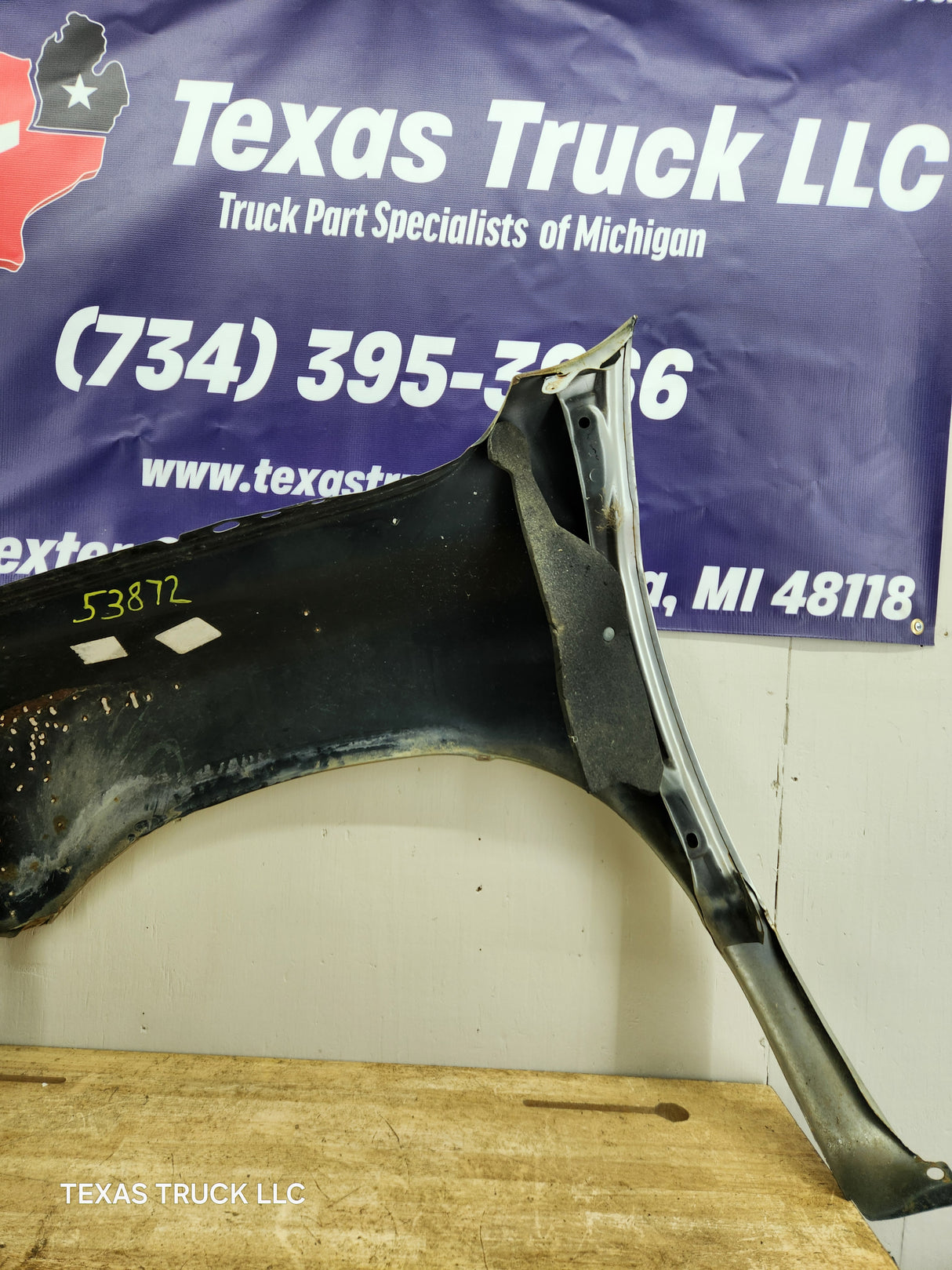 2003-2005 Dodge Ram 3rd Gen 1500 2500 3500 RH Passenger Side Fender