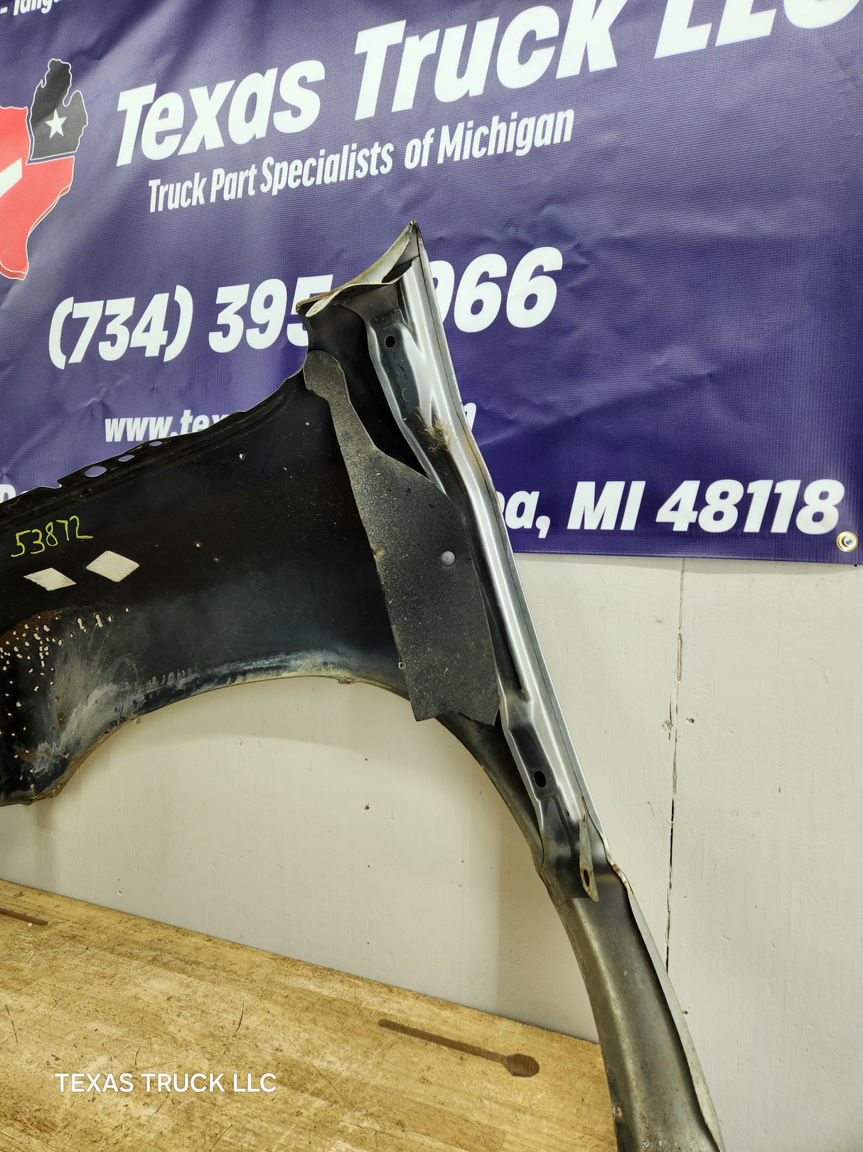 2003-2005 Dodge Ram 3rd Gen 1500 2500 3500 RH Passenger Side Fender