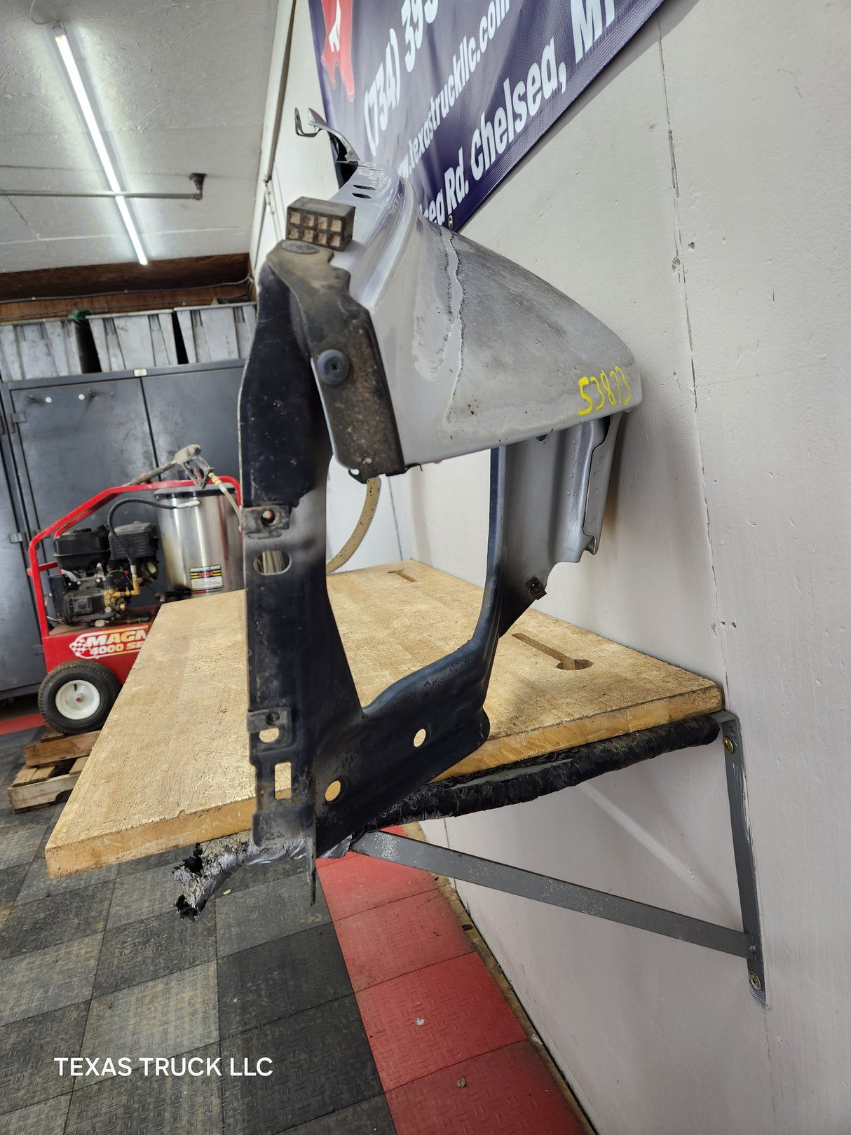 2003-2005 Dodge Ram 3rd Gen Driver Side Fender 1500 2500 3500 LH