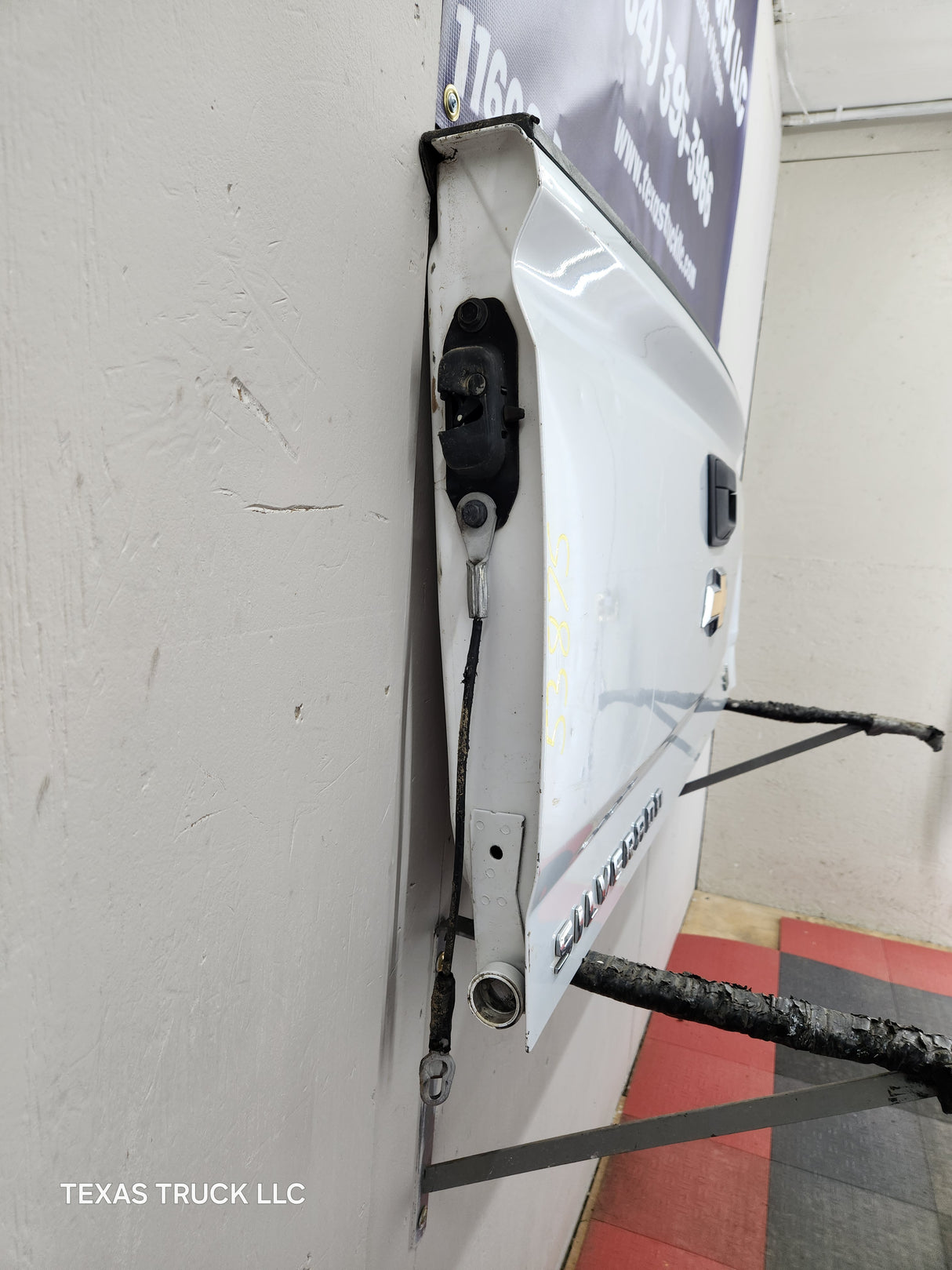 2014-2019 Chevrolet Silverado / GMC Sierra 1500 2500 3500 HD Tailgate