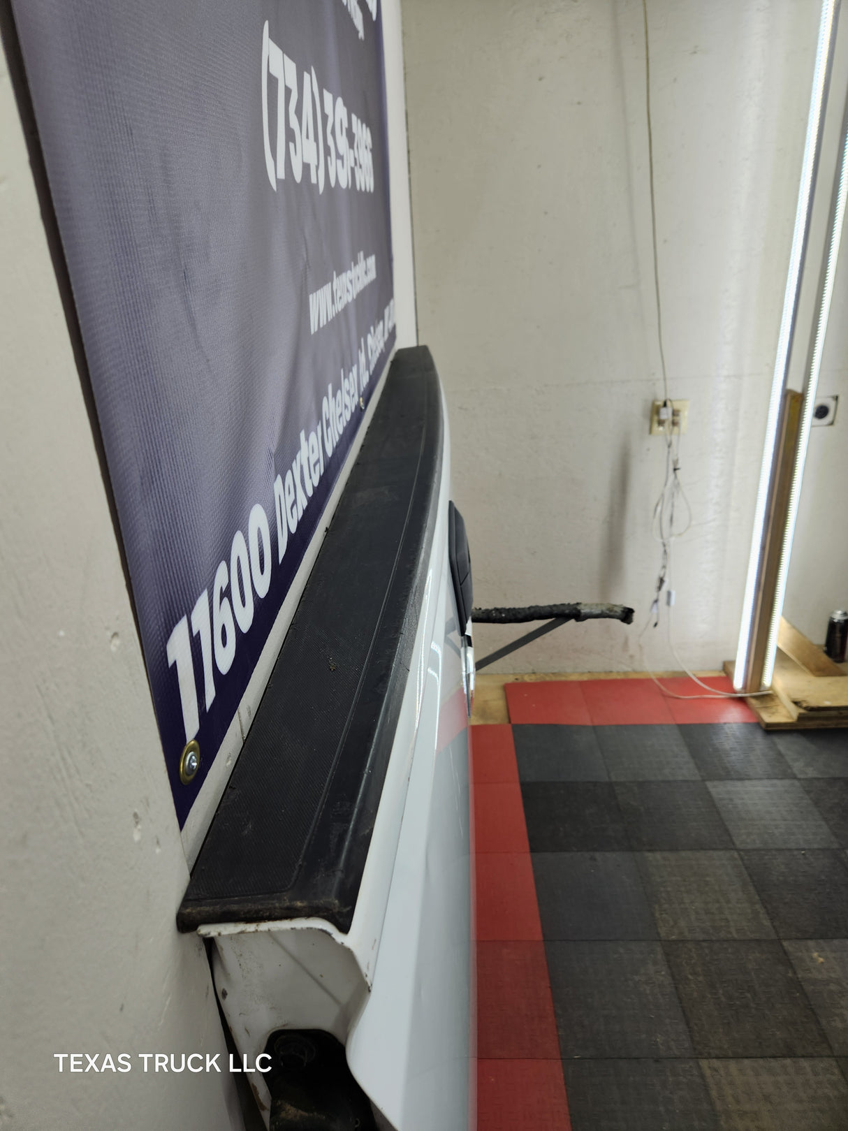 2014-2019 Chevrolet Silverado / GMC Sierra 1500 2500 3500 HD Tailgate