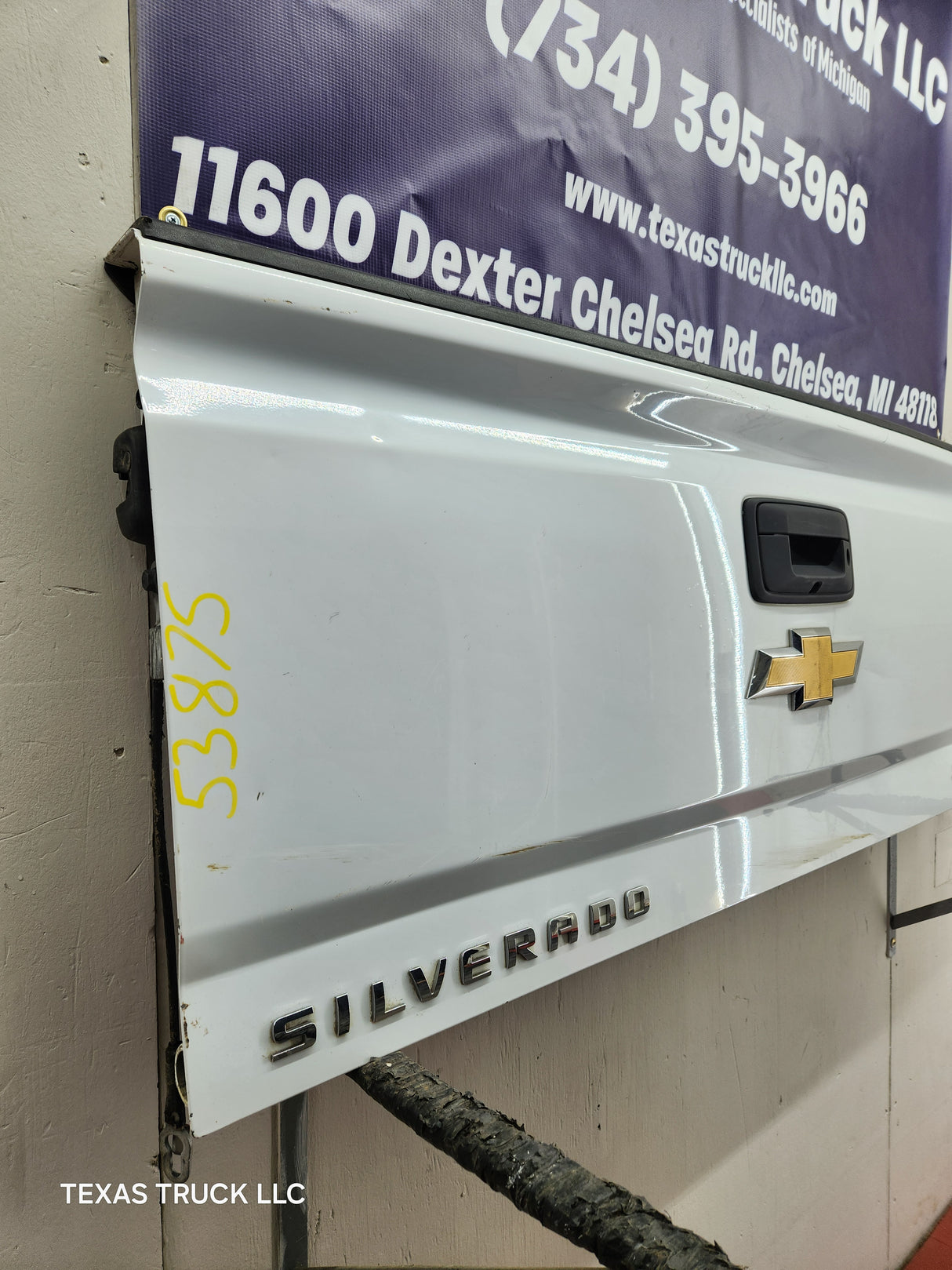 2014-2019 Chevrolet Silverado / GMC Sierra 1500 2500 3500 HD Tailgate