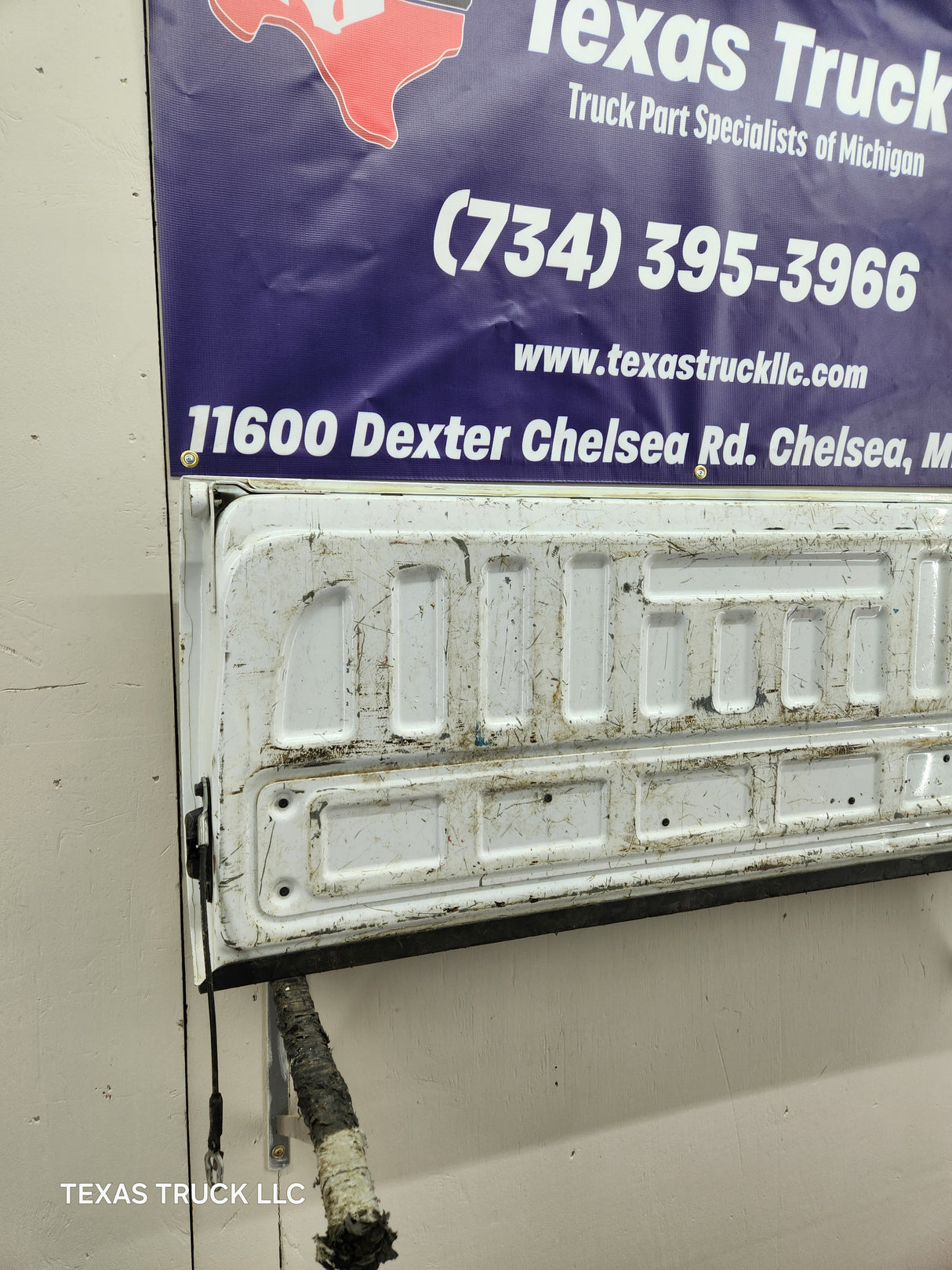 2014-2019 Chevrolet Silverado / GMC Sierra 1500 2500 3500 HD Tailgate