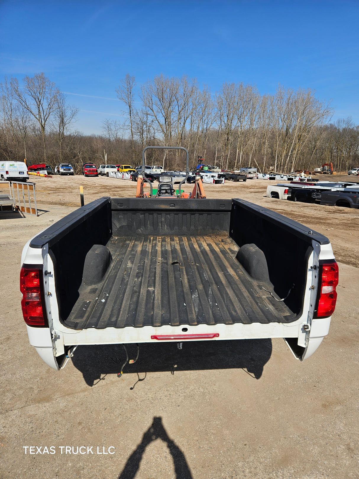 2014-2019 Chevrolet Silverado / GMC Sierra 3500 HD 8' Dually Truck Bed