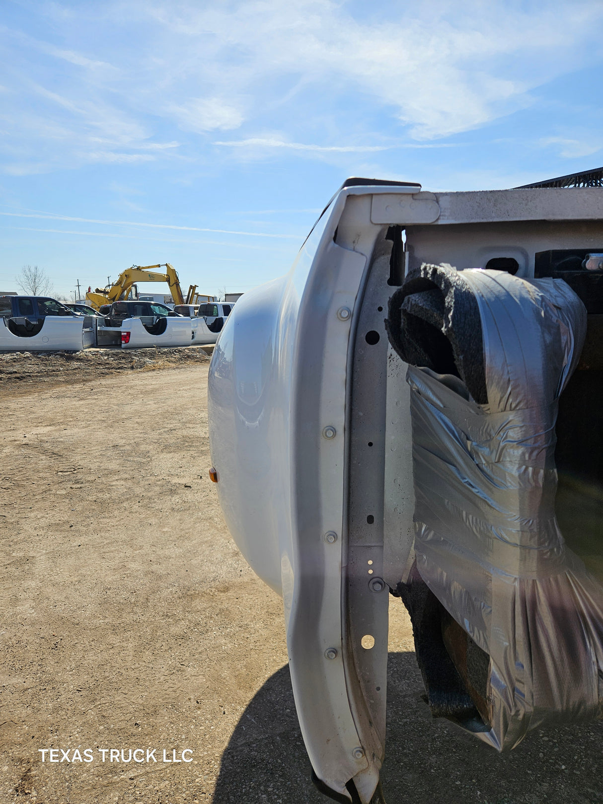 2014-2019 Chevrolet Silverado / GMC Sierra 3500 HD 8' Dually Truck Bed