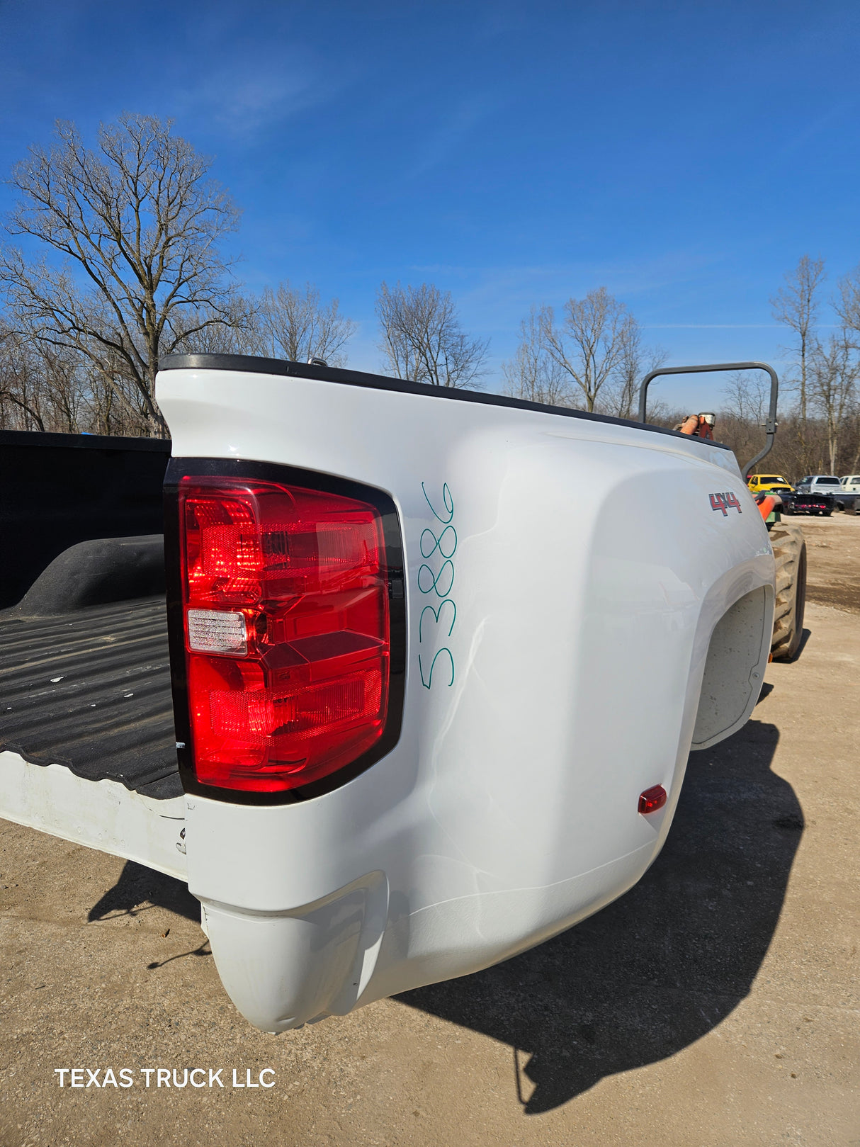 2014-2019 Chevrolet Silverado / GMC Sierra 3500 HD 8' Dually Truck Bed