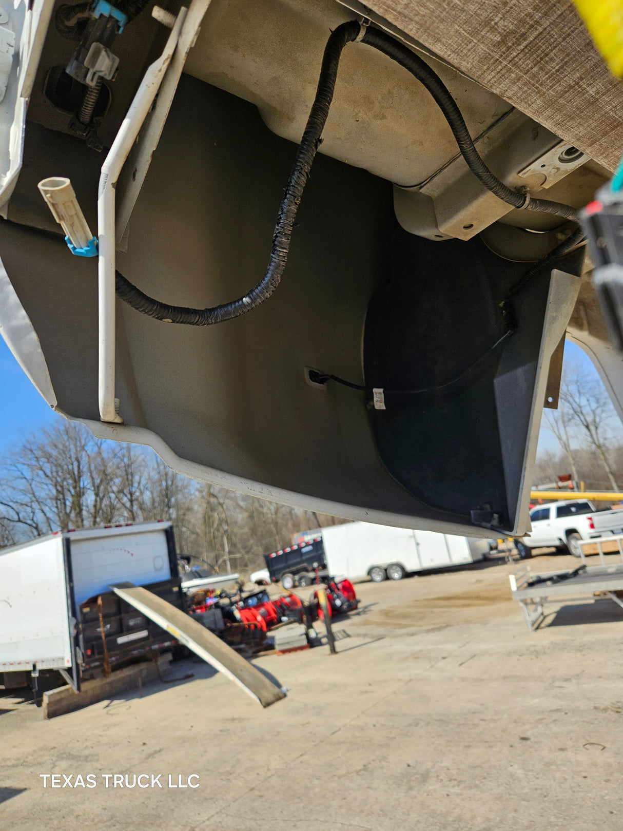 2014-2019 Chevrolet Silverado / GMC Sierra 3500 HD 8' Dually Truck Bed