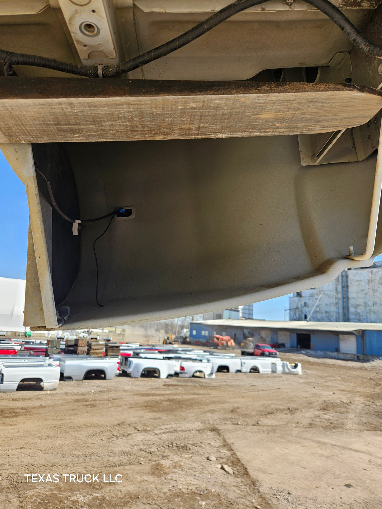 2014-2019 Chevrolet Silverado / GMC Sierra 3500 HD 8' Dually Truck Bed