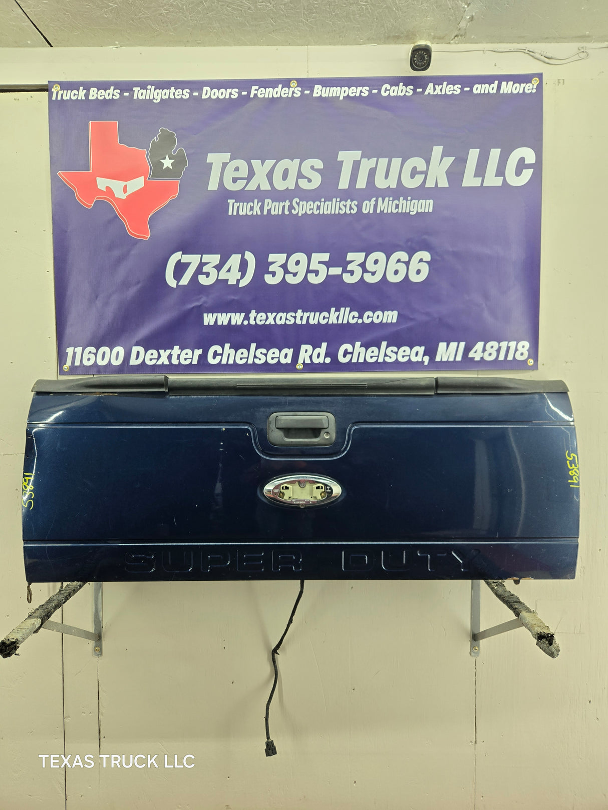 2008-2016 Ford Super Duty Tailgate with step F250 F350 F450 F550