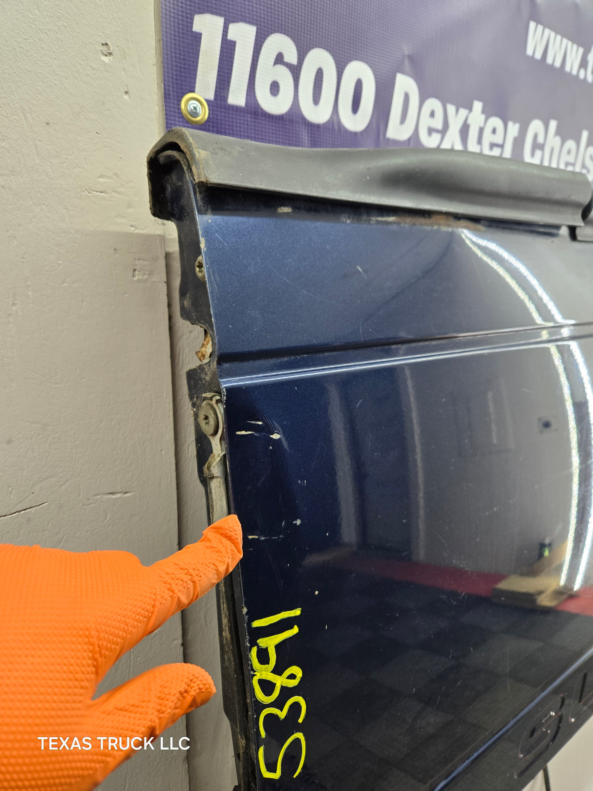 2008-2016 Ford Super Duty Tailgate with step F250 F350 F450 F550