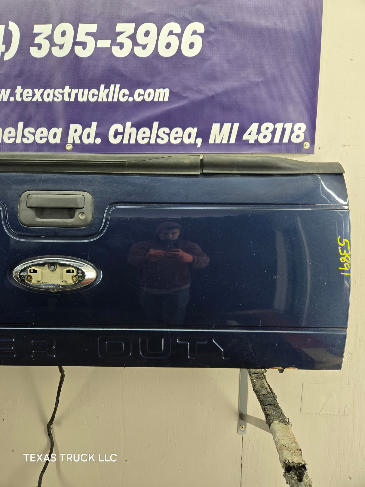 2008-2016 Ford Super Duty Tailgate with step F250 F350 F450 F550