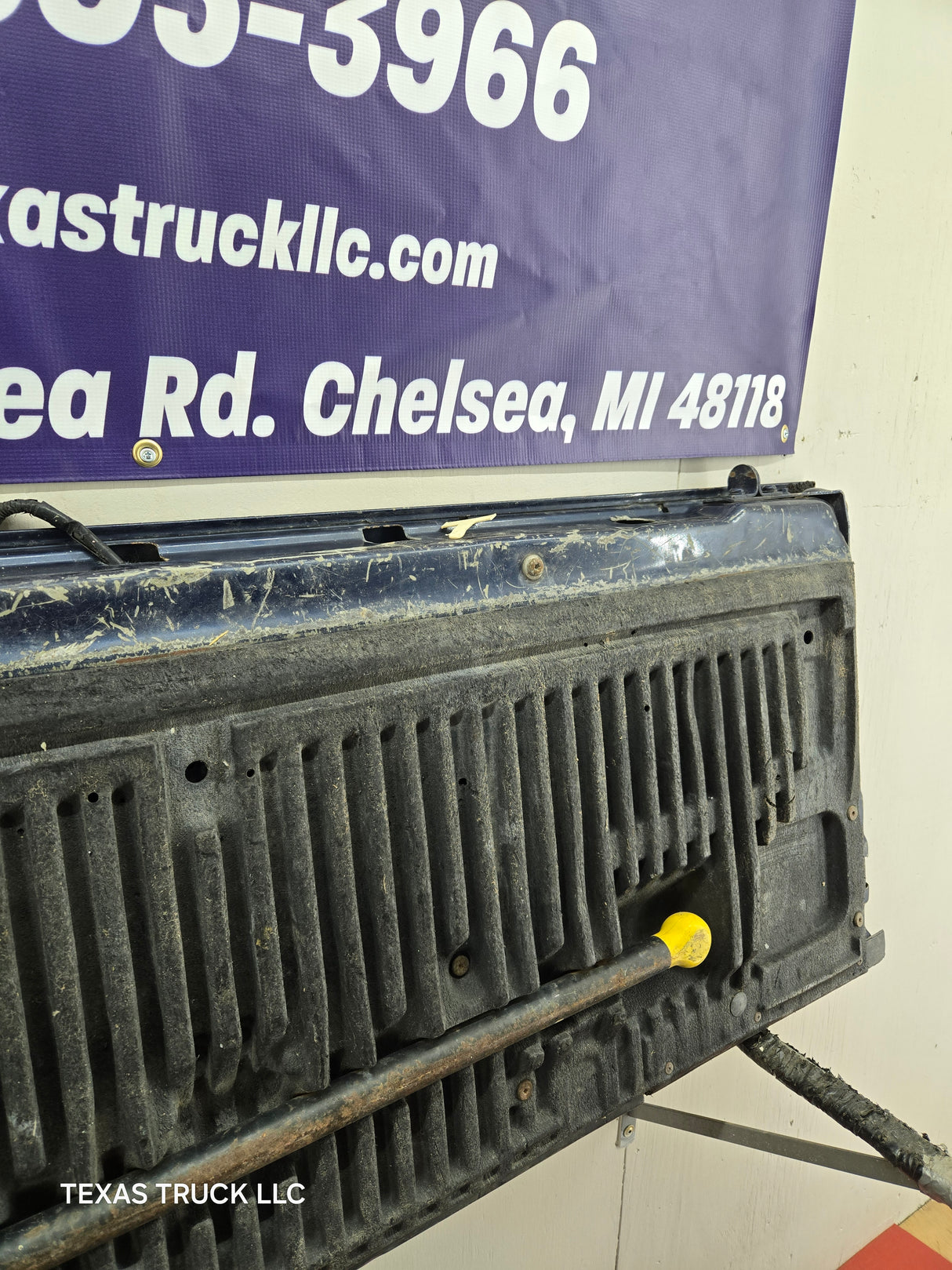 2008-2016 Ford Super Duty Tailgate with step F250 F350 F450 F550