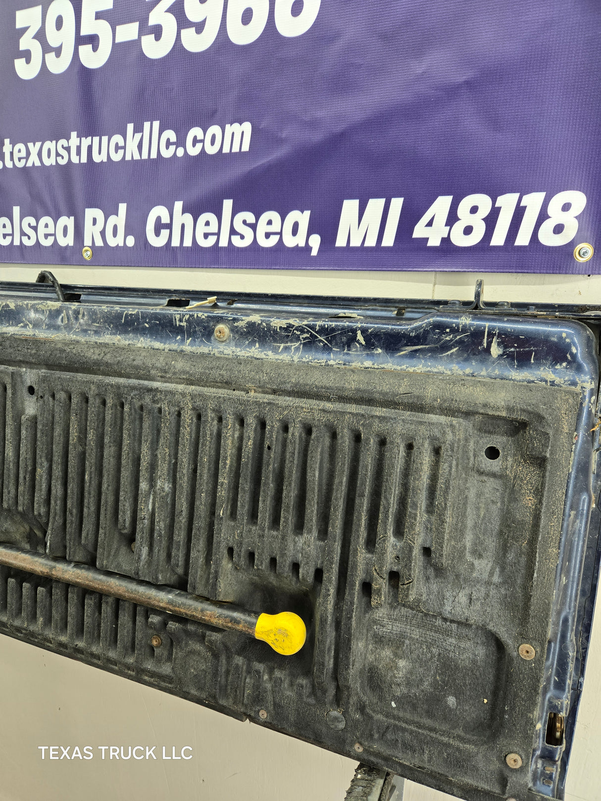 2008-2016 Ford Super Duty Tailgate with step F250 F350 F450 F550