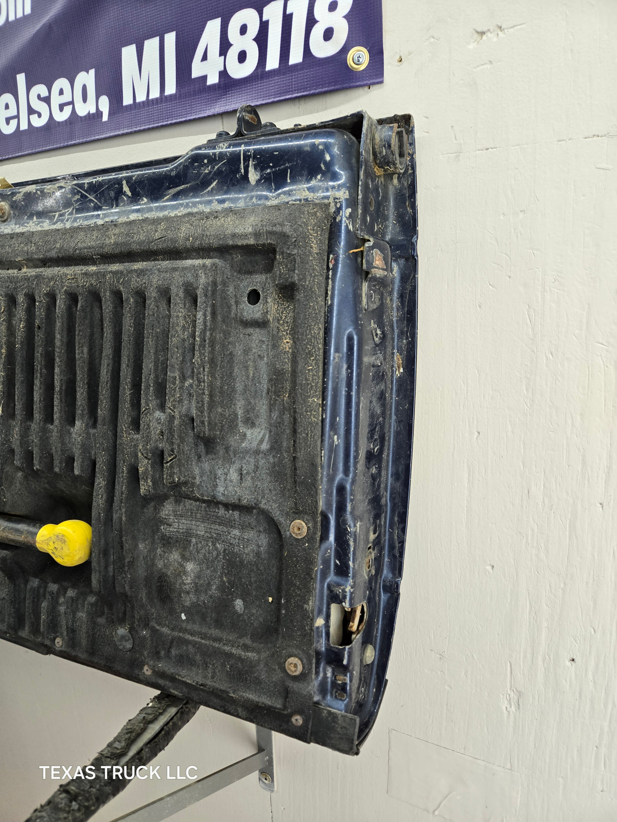 2008-2016 Ford Super Duty Tailgate with step F250 F350 F450 F550