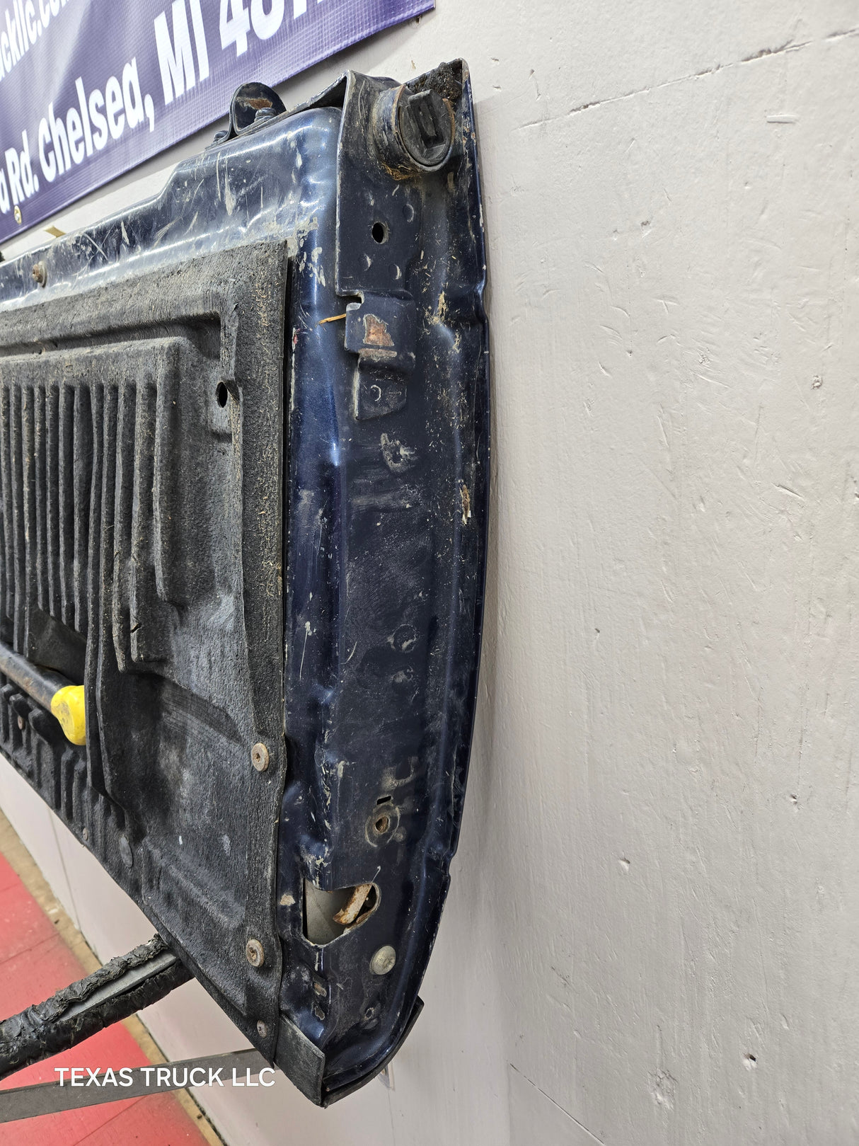 2008-2016 Ford Super Duty Tailgate with step F250 F350 F450 F550