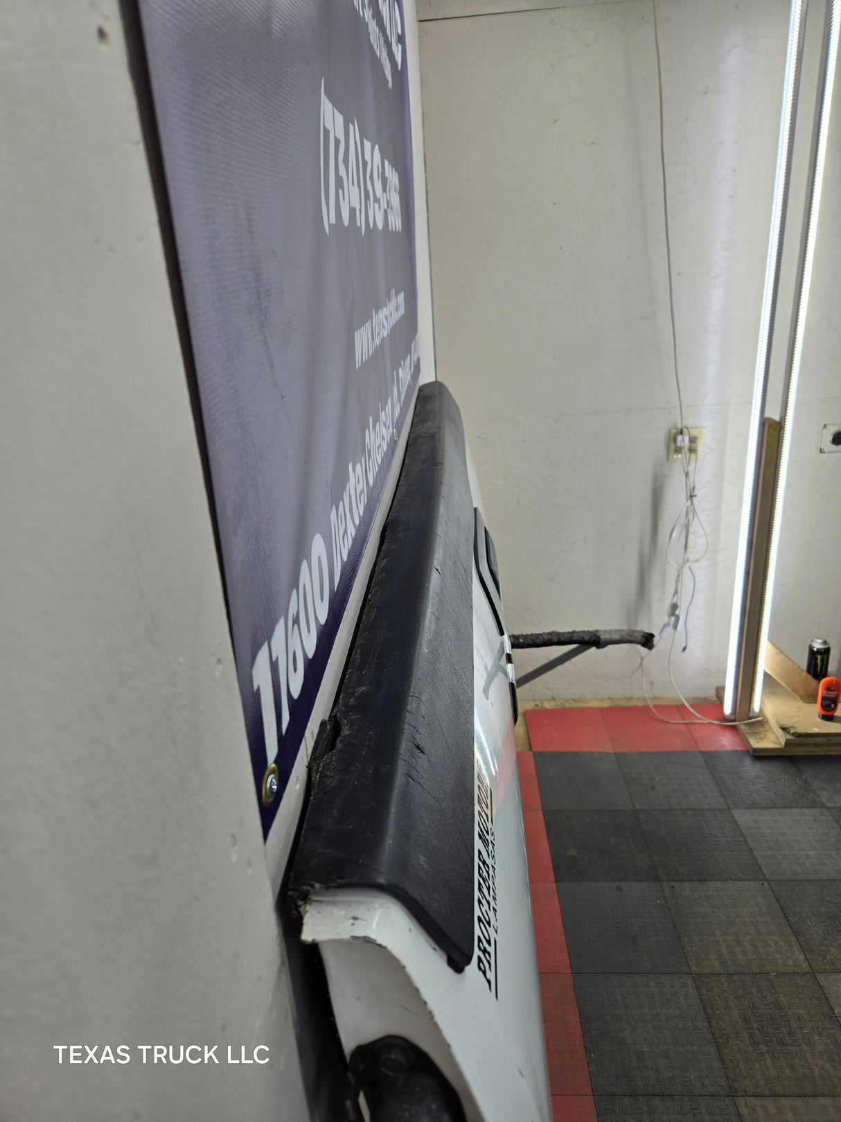 2007-2013 Chevrolet Silverado / GMC Sierra Tailgate 1500 2500 3500 HD