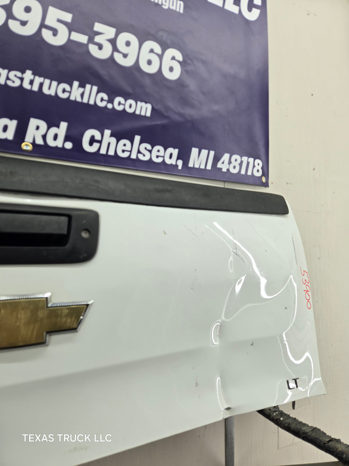 2007-2013 Chevrolet Silverado / GMC Sierra Tailgate 1500 2500 3500 HD