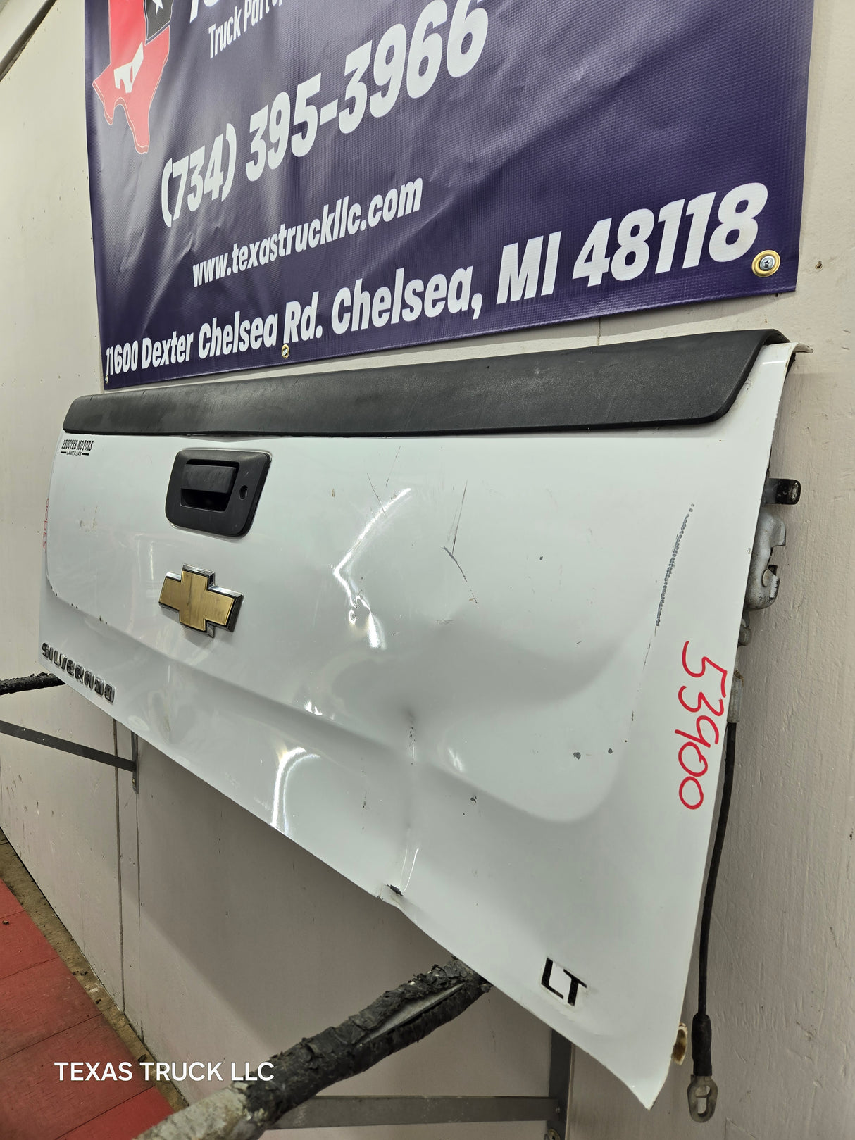 2007-2013 Chevrolet Silverado / GMC Sierra Tailgate 1500 2500 3500 HD