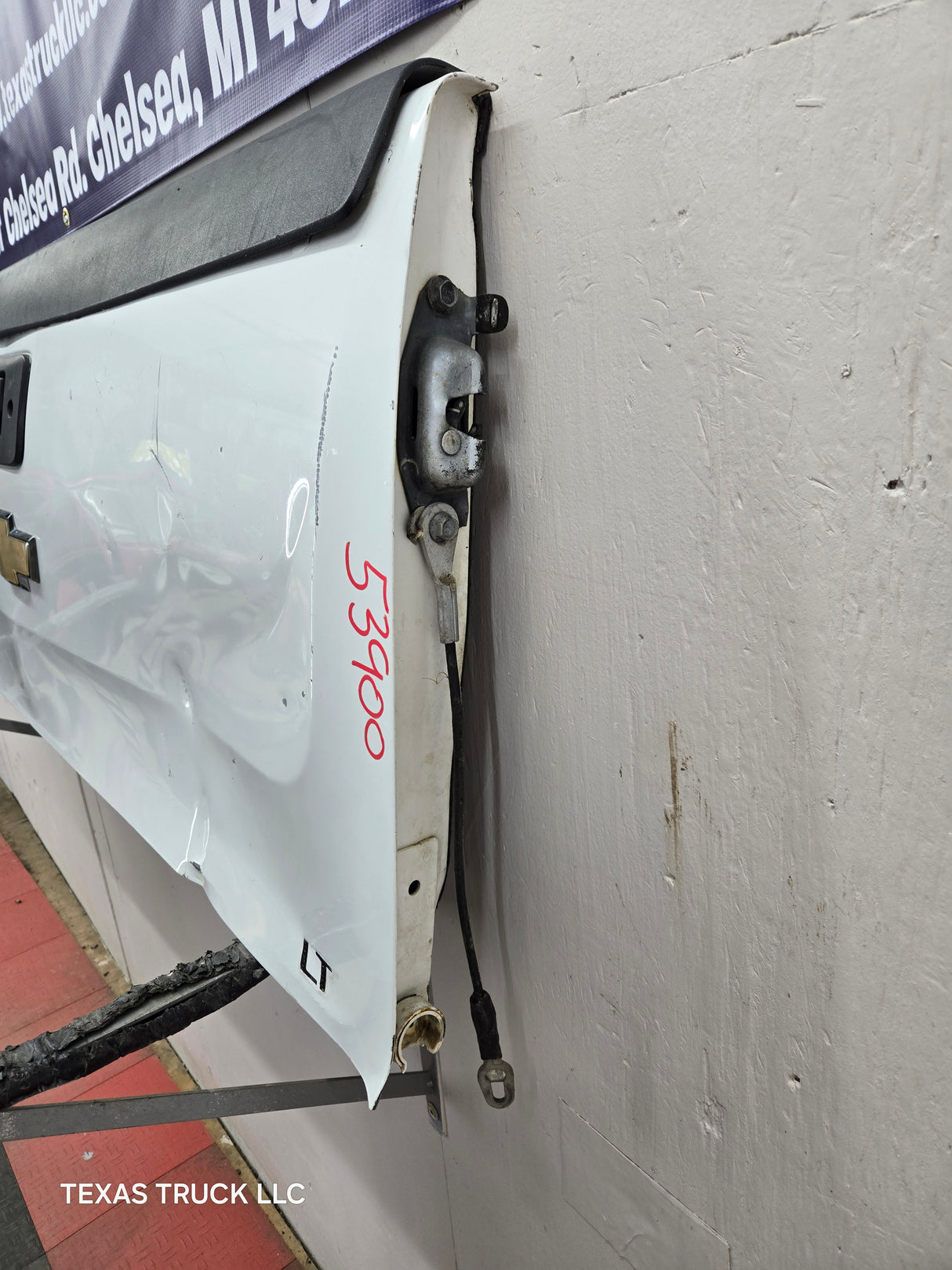 2007-2013 Chevrolet Silverado / GMC Sierra Tailgate 1500 2500 3500 HD