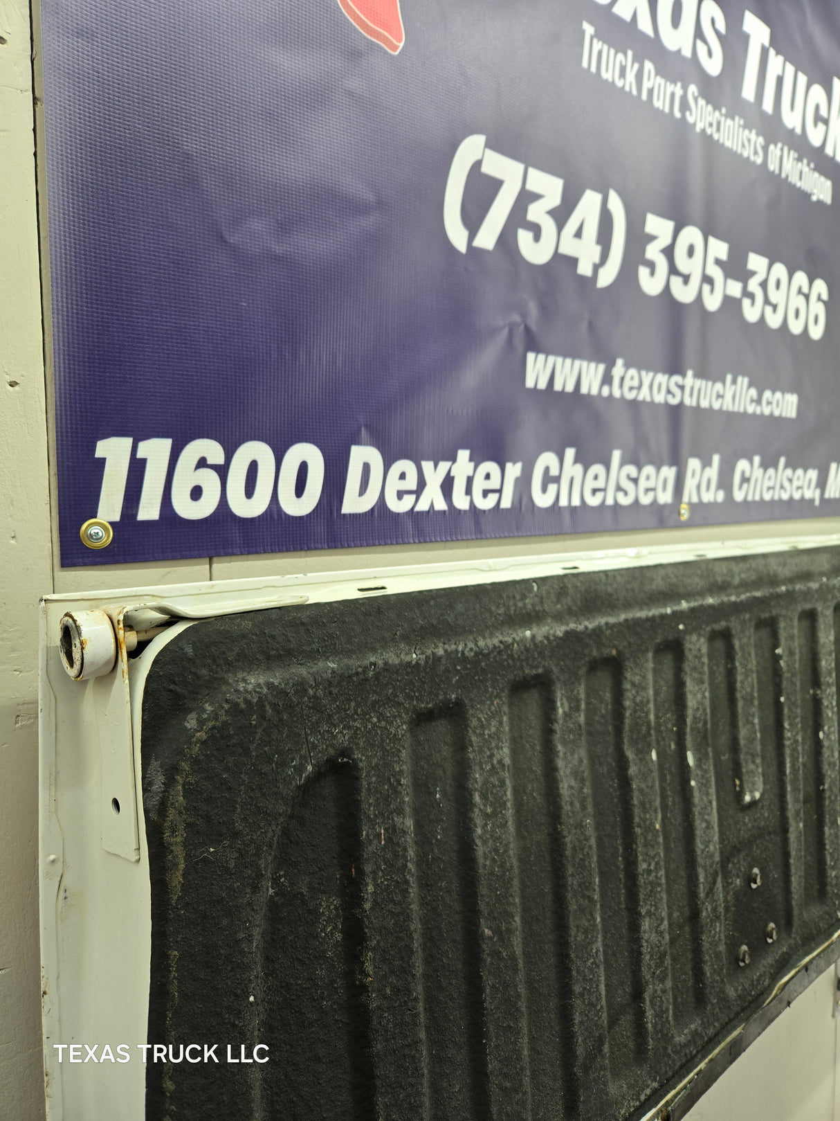 2007-2013 Chevrolet Silverado / GMC Sierra Tailgate 1500 2500 3500 HD