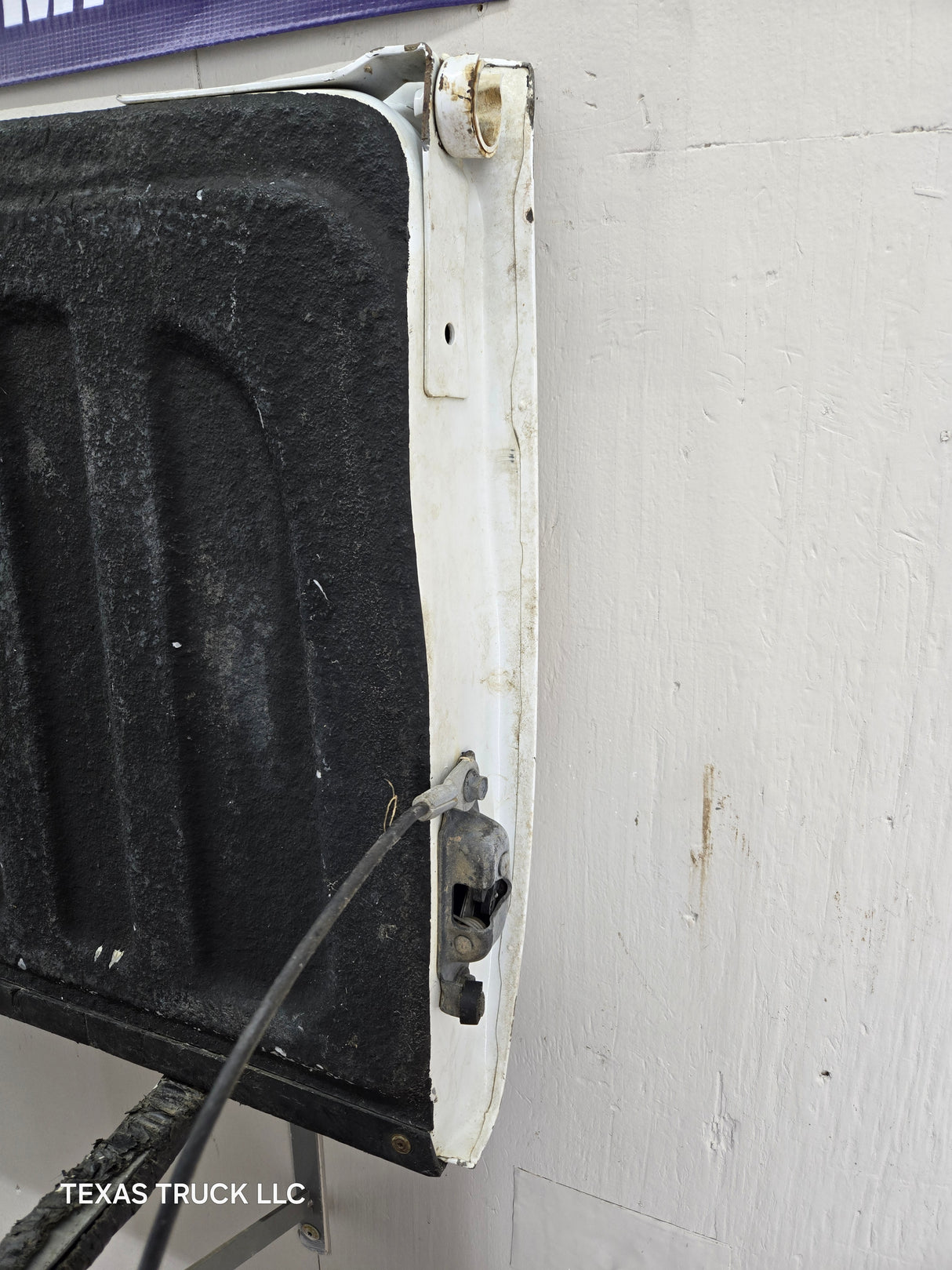 2007-2013 Chevrolet Silverado / GMC Sierra Tailgate 1500 2500 3500 HD