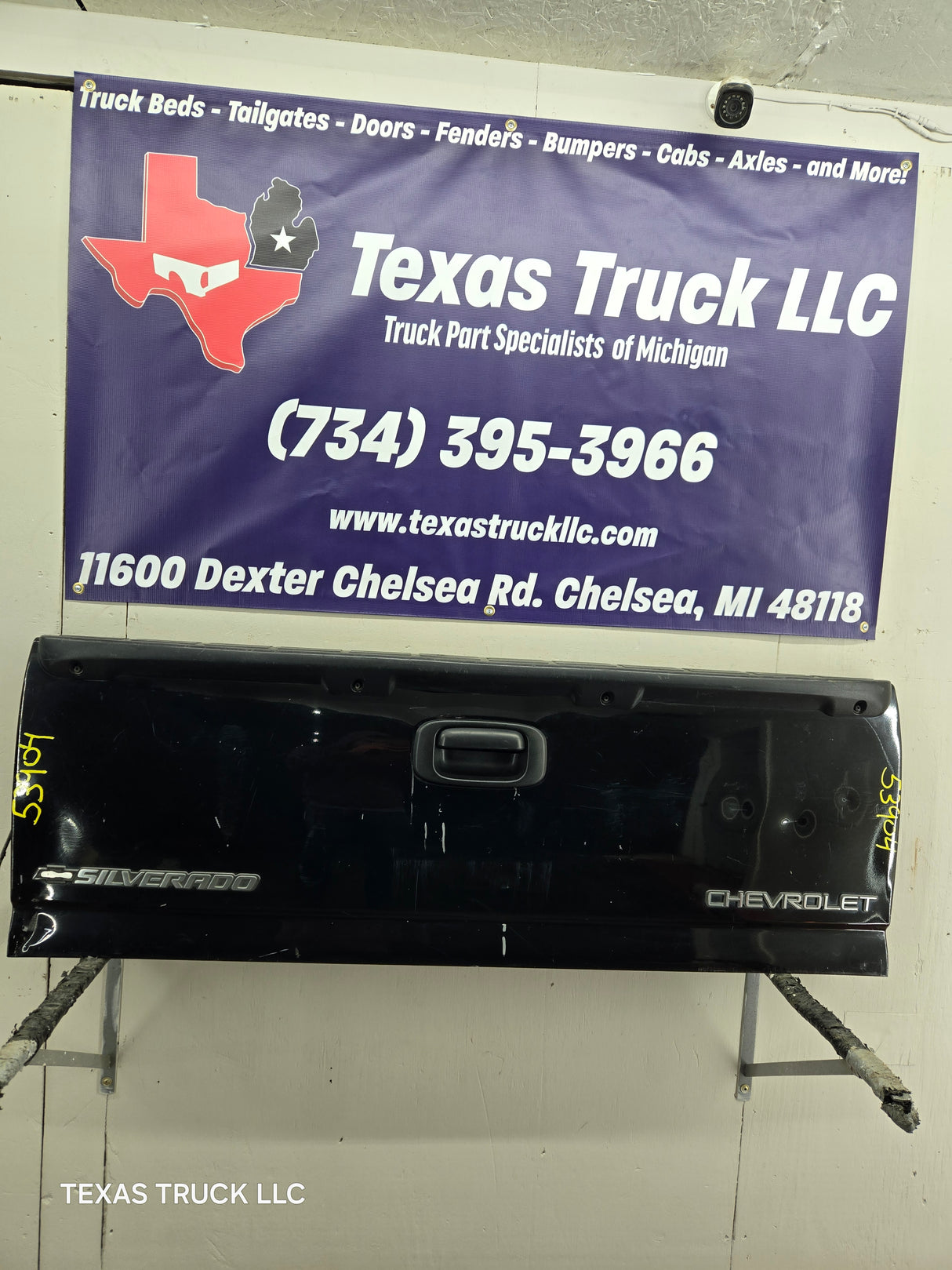 1999-2007 Chevrolet Silverado / GMC Sierra 1500 2500 3500 Tailgate