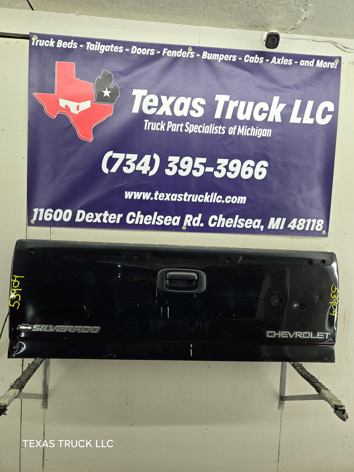 1999-2007 Chevrolet Silverado / GMC Sierra 1500 2500 3500 Tailgate