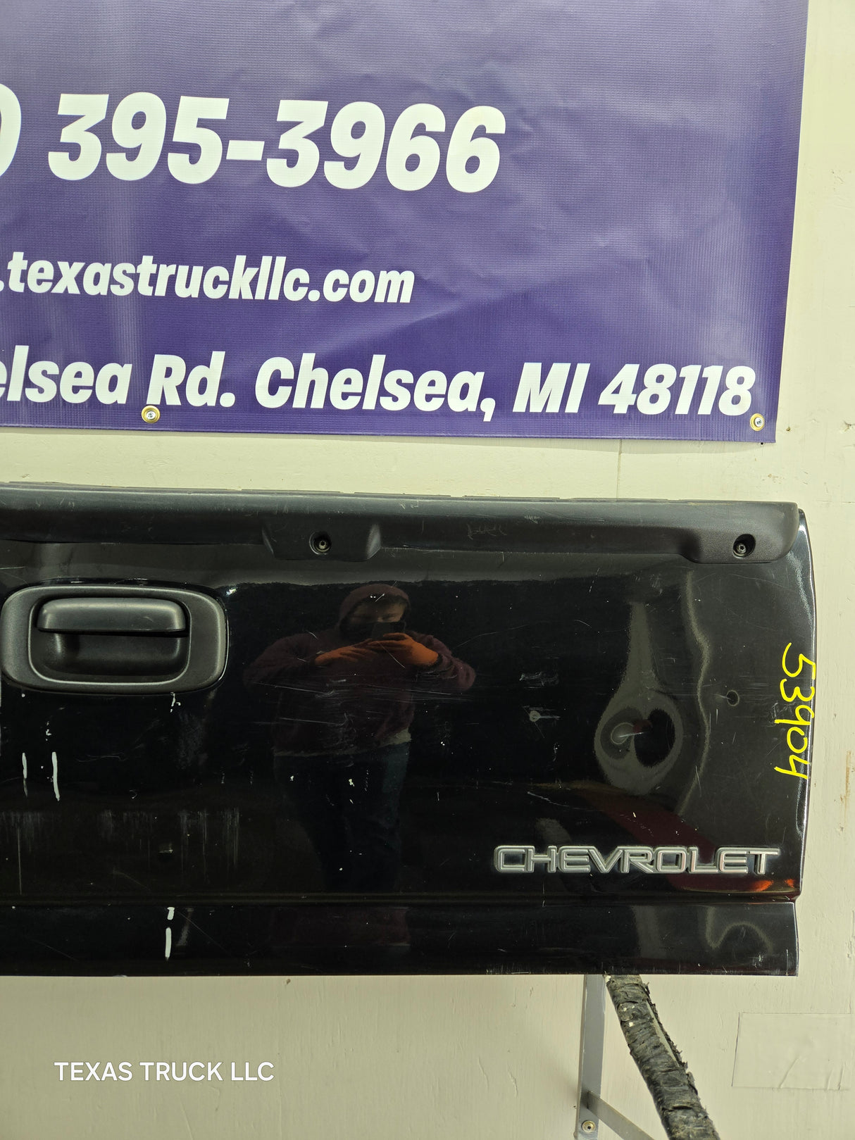 1999-2007 Chevrolet Silverado / GMC Sierra 1500 2500 3500 Tailgate