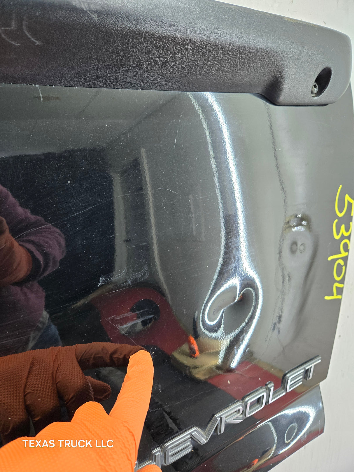 1999-2007 Chevrolet Silverado / GMC Sierra 1500 2500 3500 Tailgate