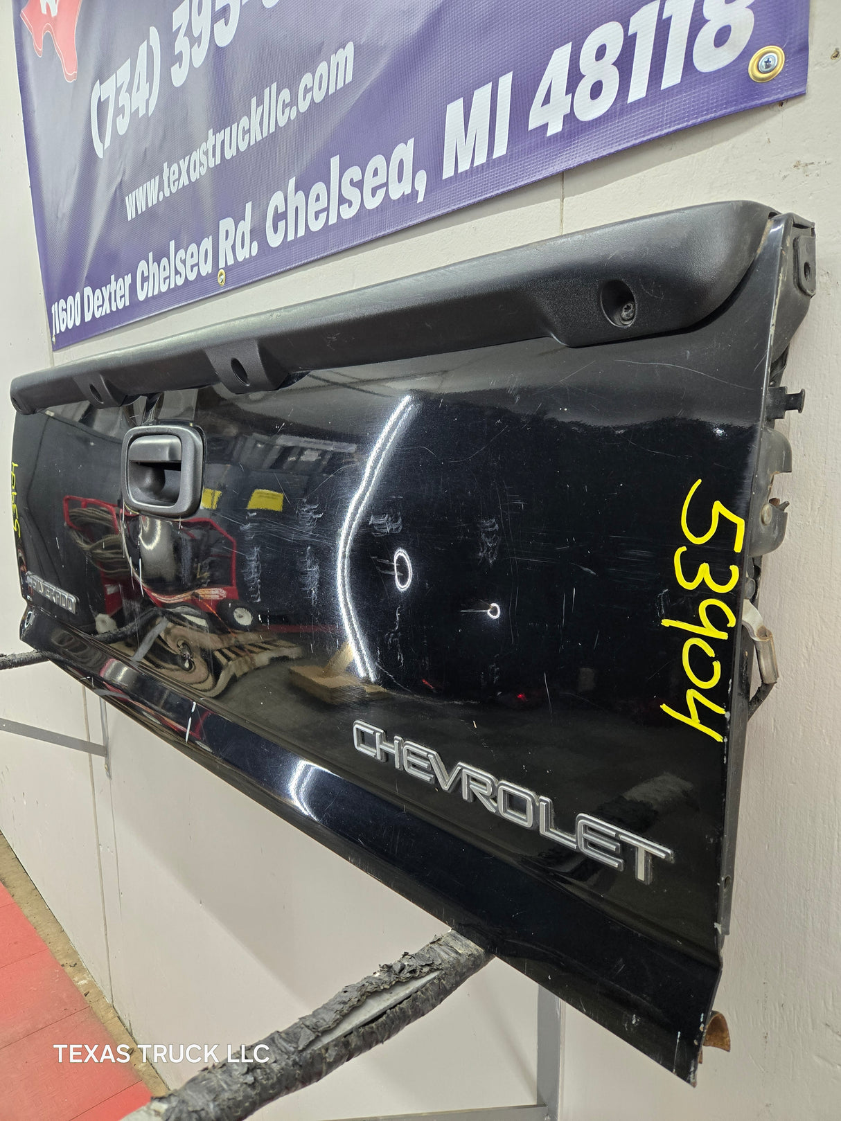 1999-2007 Chevrolet Silverado / GMC Sierra 1500 2500 3500 Tailgate