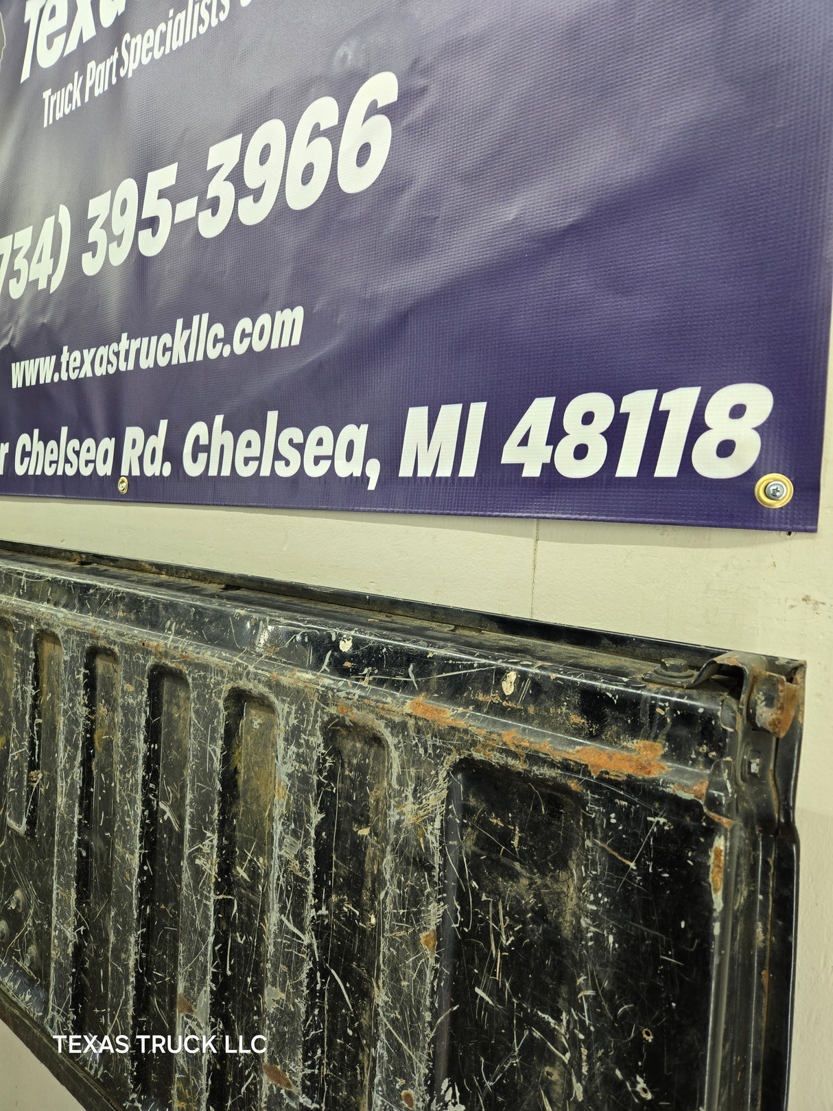 1999-2007 Chevrolet Silverado / GMC Sierra 1500 2500 3500 Tailgate