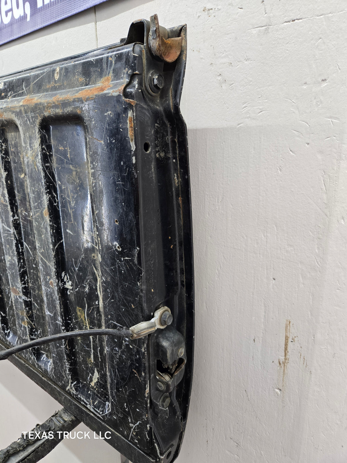 1999-2007 Chevrolet Silverado / GMC Sierra 1500 2500 3500 Tailgate