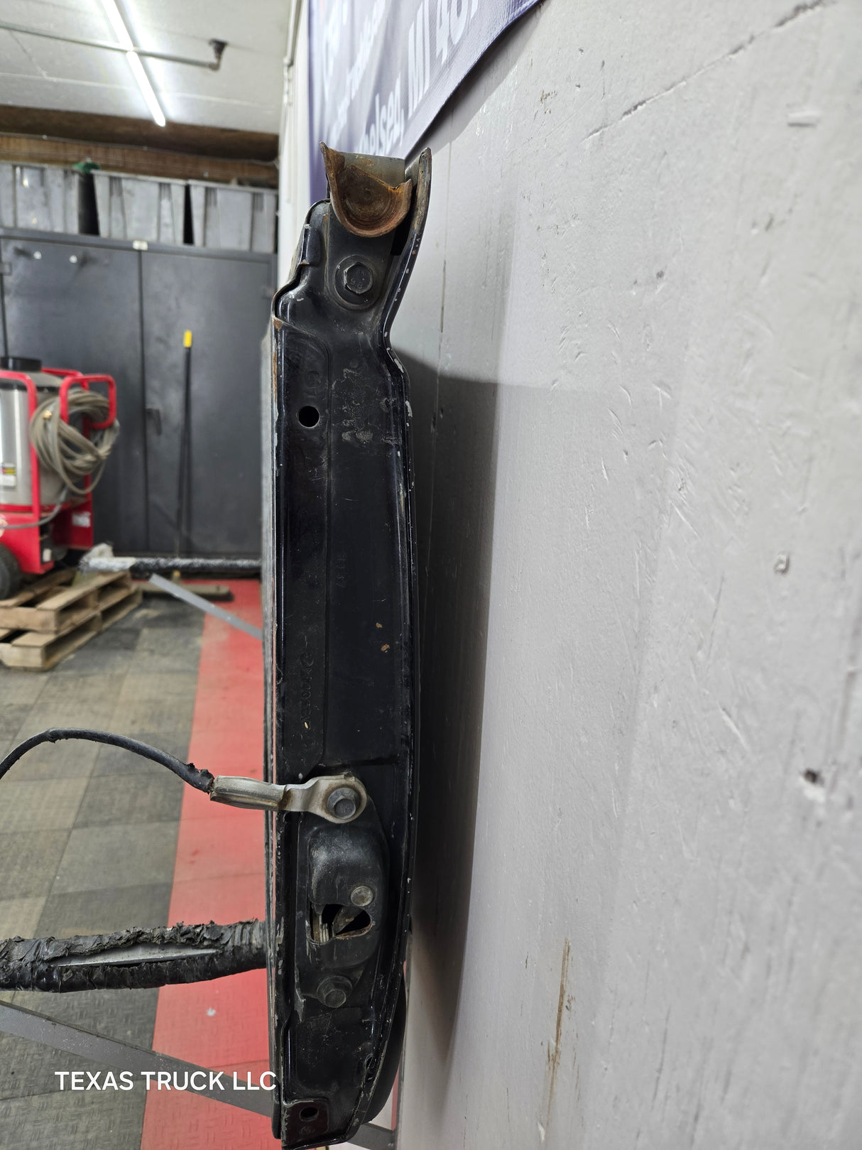 1999-2007 Chevrolet Silverado / GMC Sierra 1500 2500 3500 Tailgate