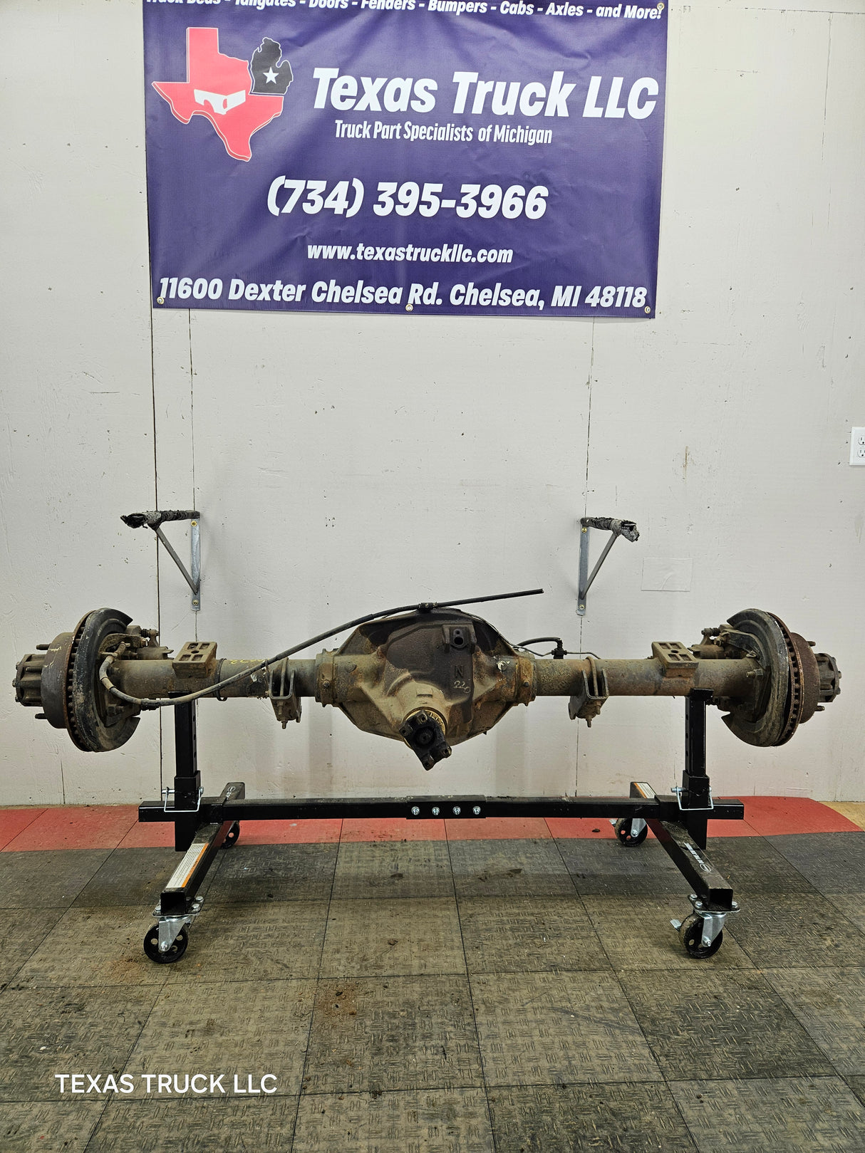 1999-2001 Ford Super Duty F250 F350 SRW Rear Axle 3.73 Ratio