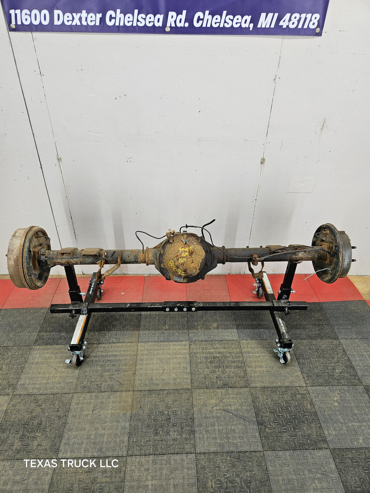 2005-2007 Chevrolet Silverado GMC Sierra 1500 3.23 Rear Axle