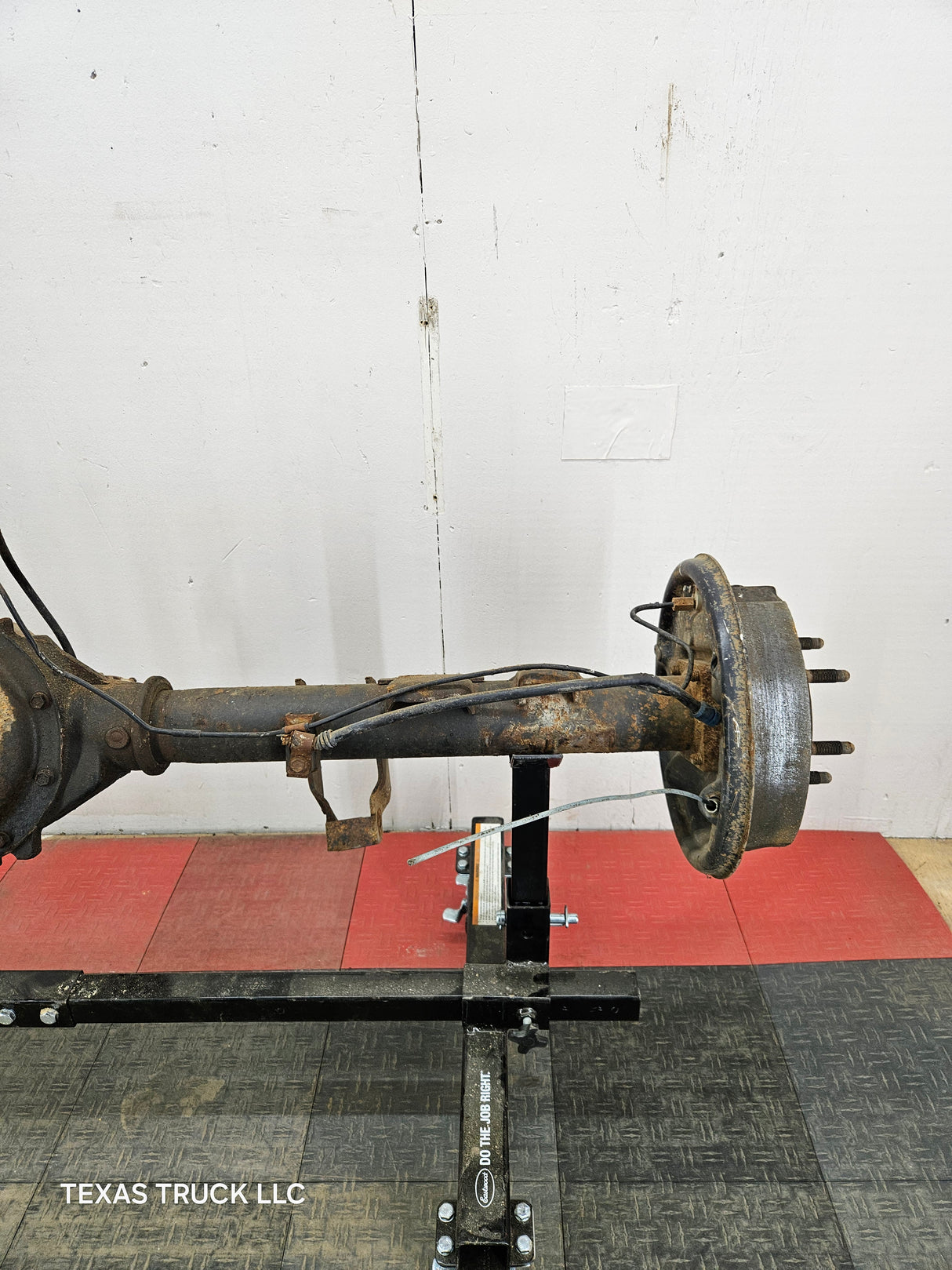 2005-2007 Chevrolet Silverado GMC Sierra 1500 3.23 Rear Axle