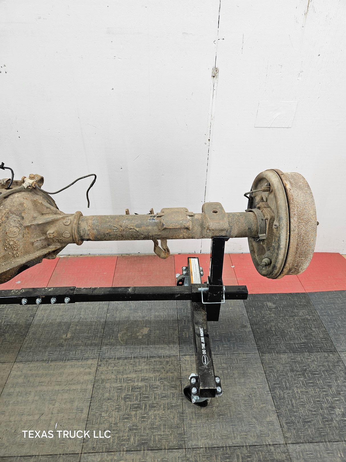 2005-2007 Chevrolet Silverado GMC Sierra 1500 3.23 Rear Axle