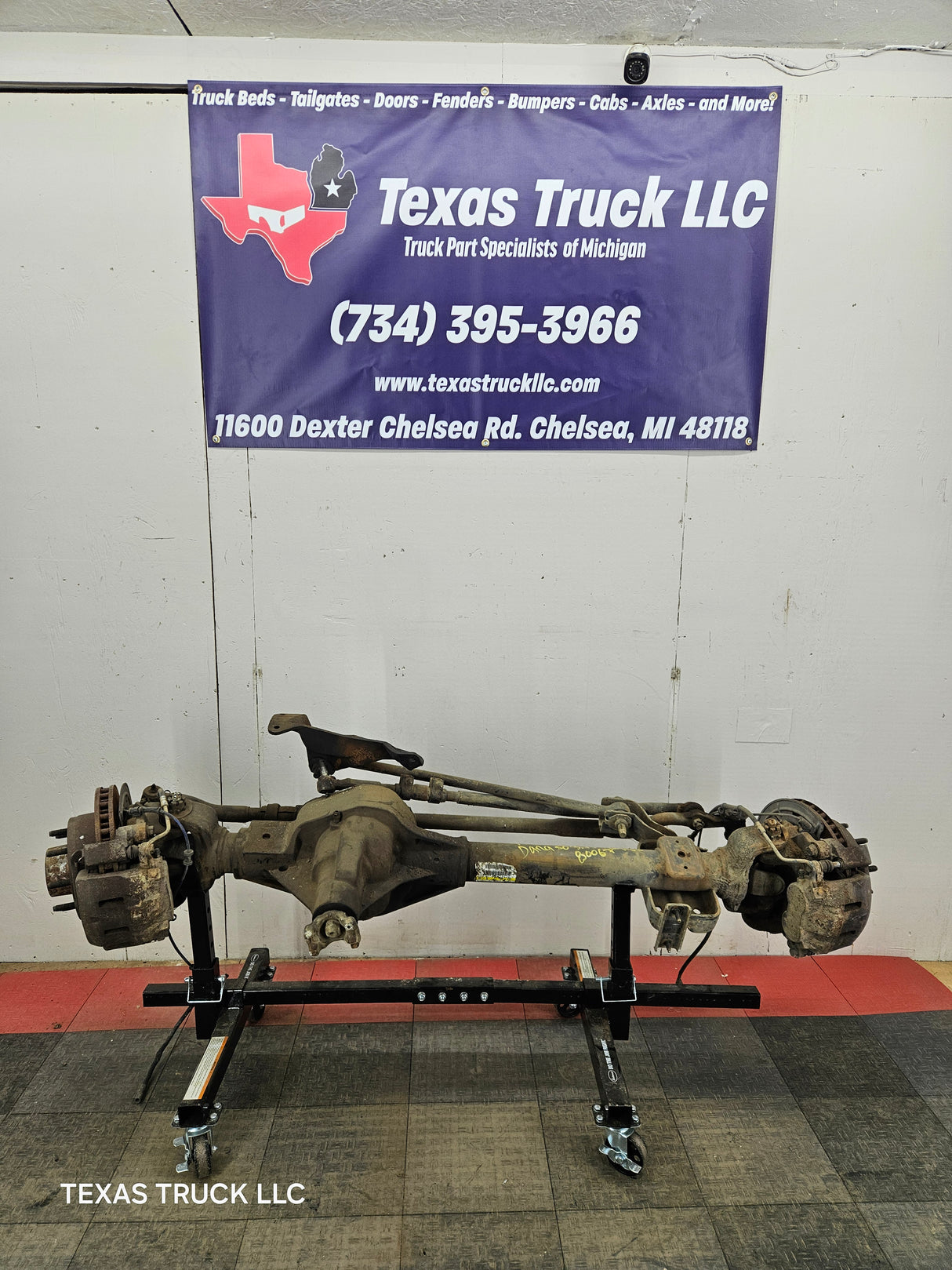 1999-2004 Ford Super Duty F250 F350 SRW Front Axle 3.73 Gear Ratio
