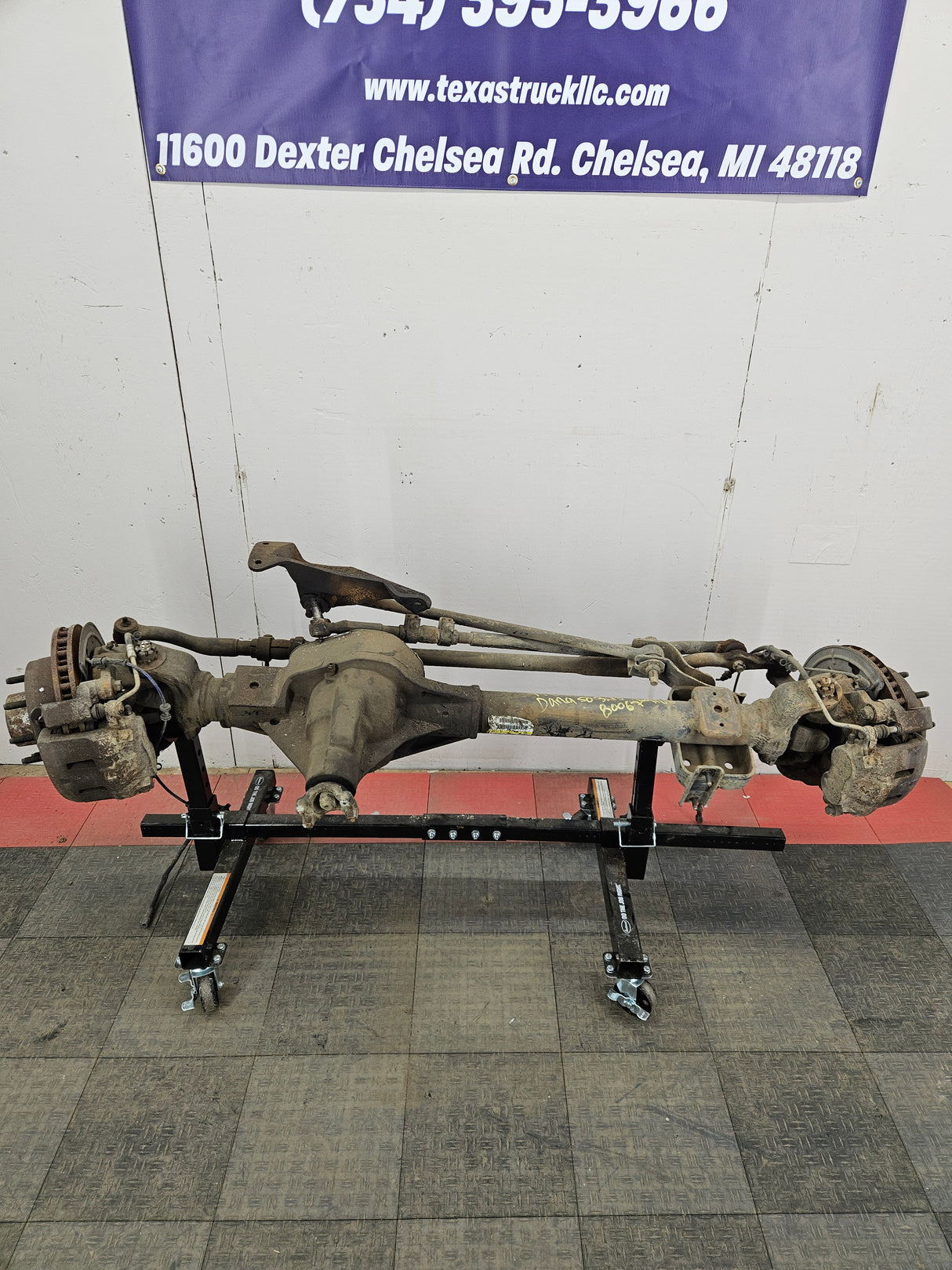 1999-2004 Ford Super Duty F250 F350 SRW Front Axle 3.73 Gear Ratio