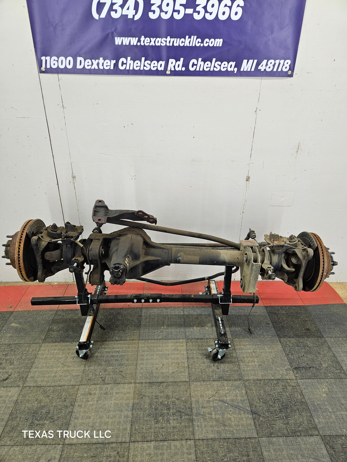 2013-2016 Ford Super Duty F250 F350 FRONT Axle 3.31 Gear Ratio