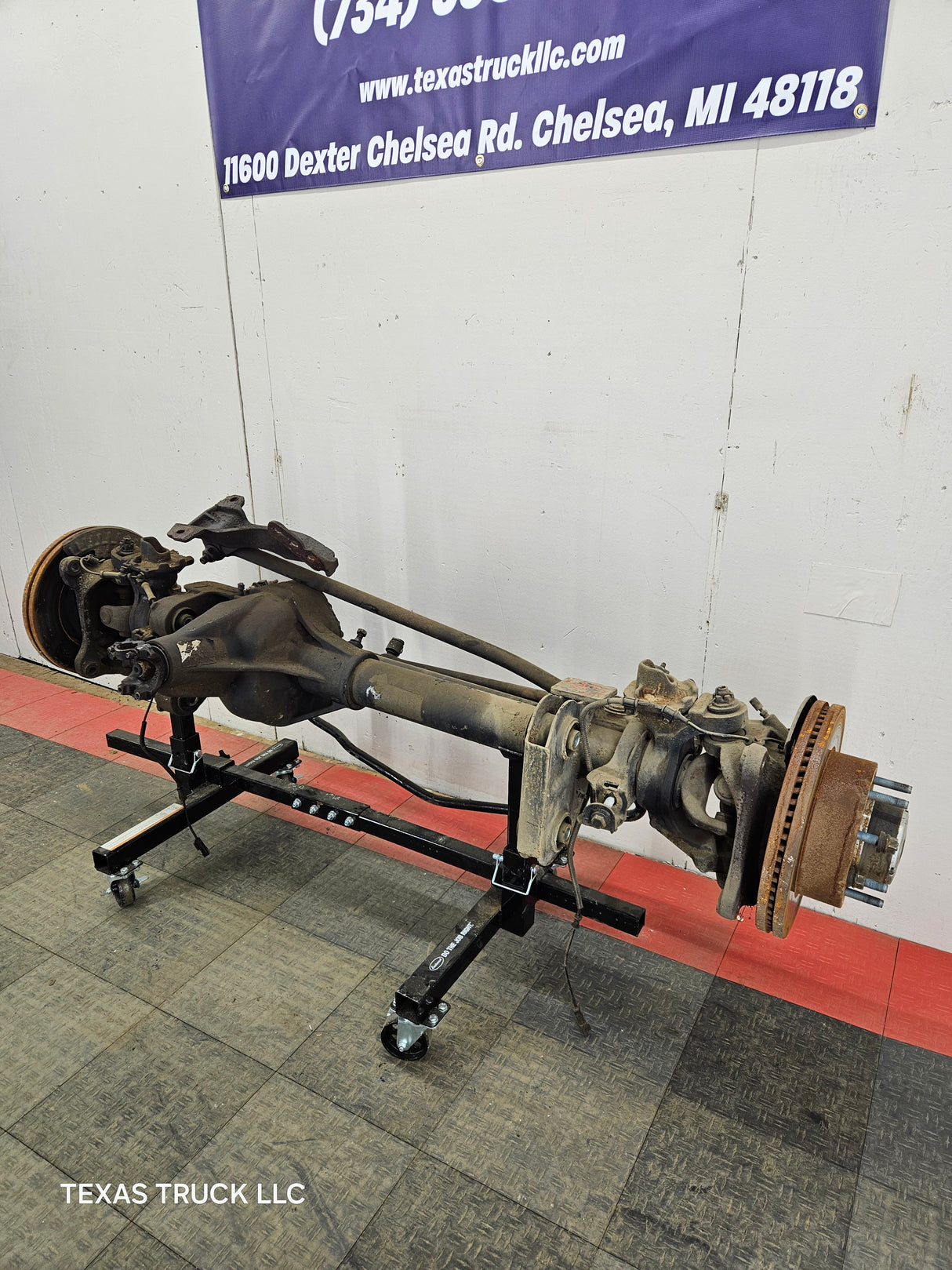 2013-2016 Ford Super Duty F250 F350 FRONT Axle 3.31 Gear Ratio